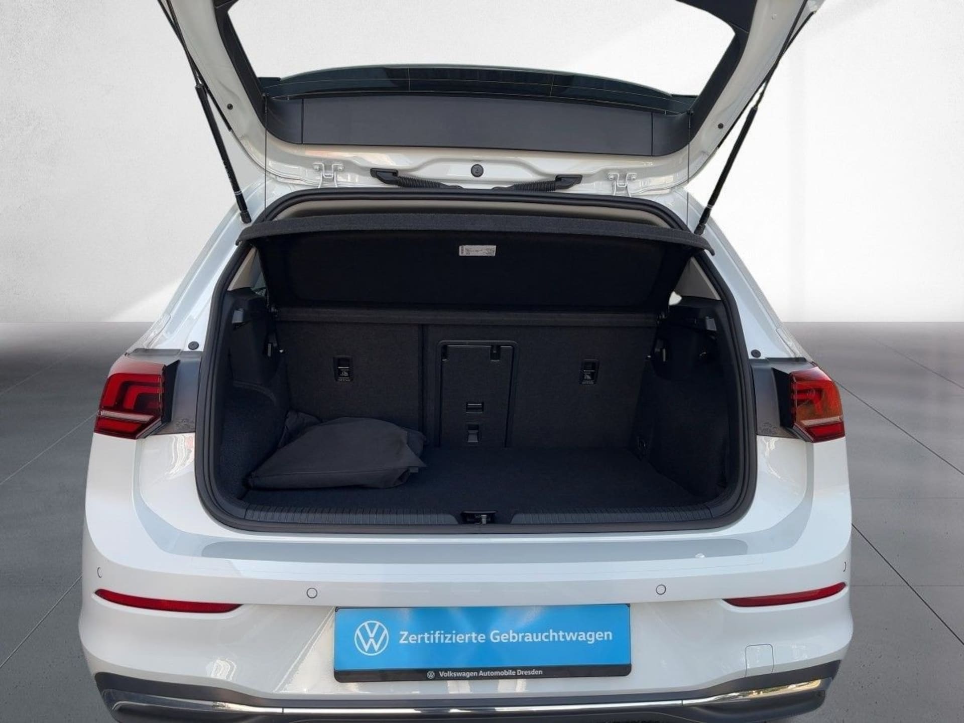 Volkswagen Golf Style