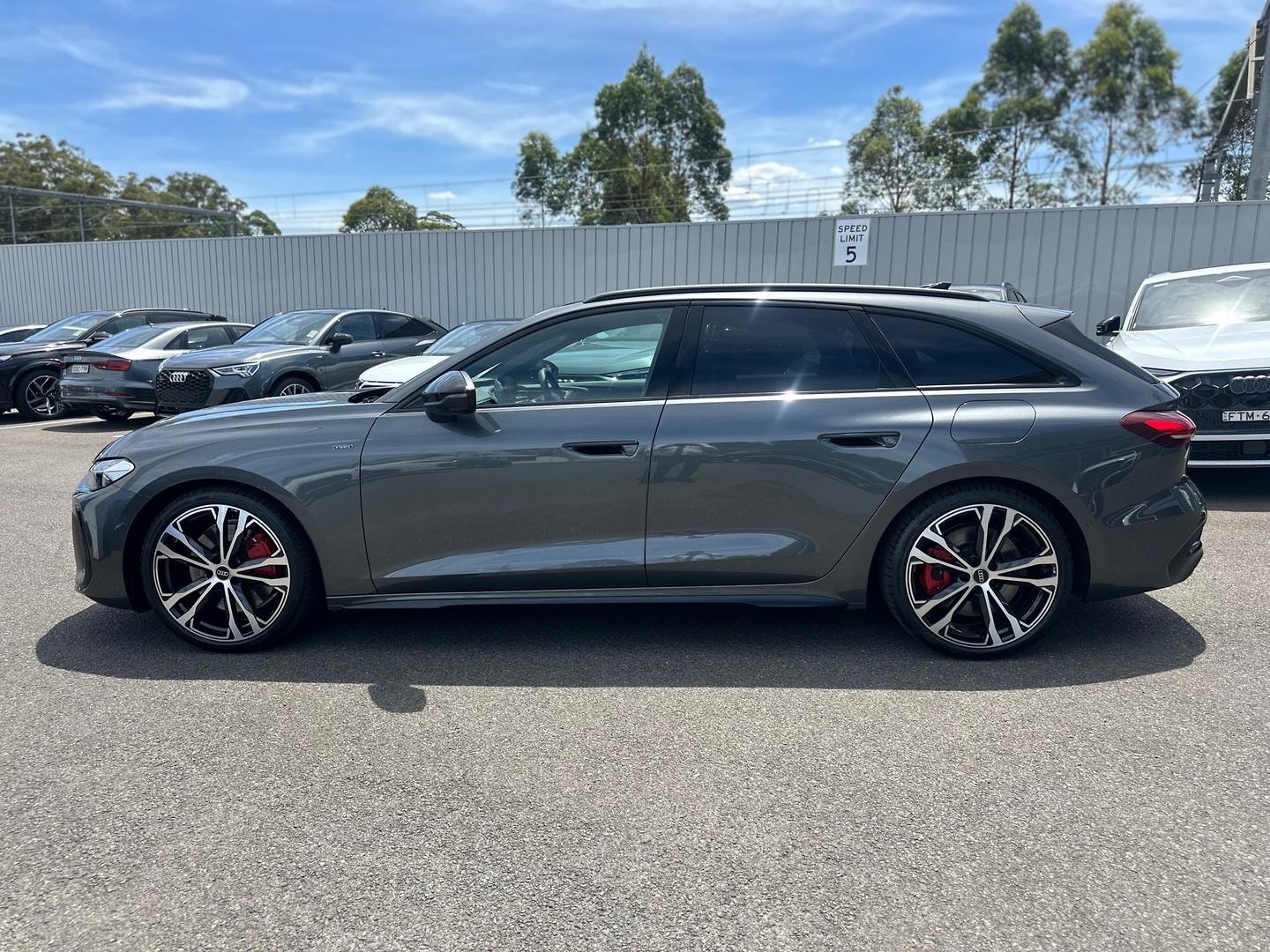 Image about Audi A5 Avant TFSI e e-hybrid quattro 270 kW S tronic