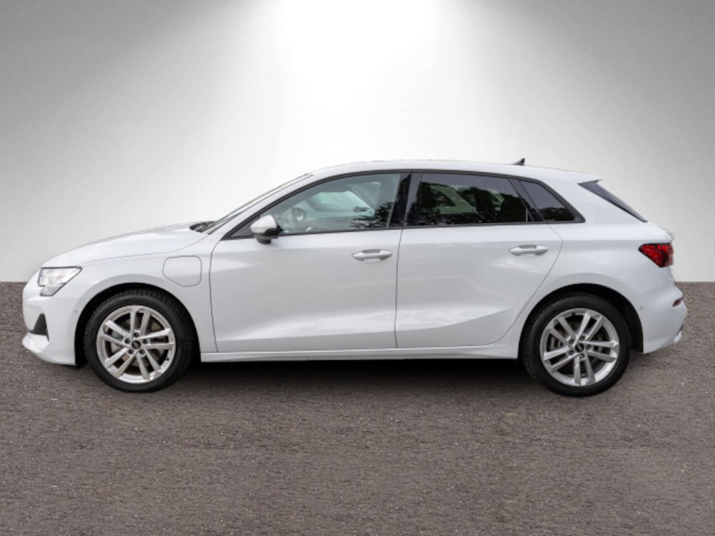 Bild über Audi A3 Sportback TFSI e TFSI e 150 kW S tronic - für weitere Informationen kontaktieren Sie den Audi Partner