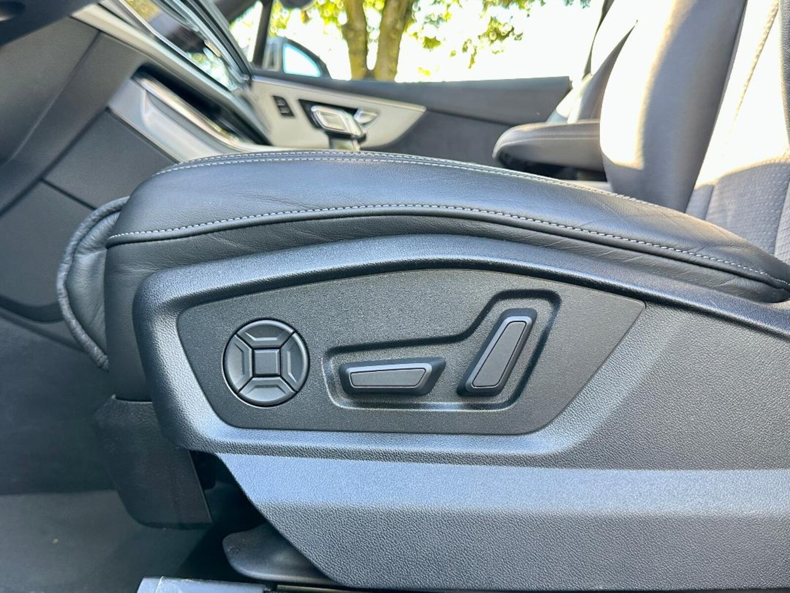 Audi Q7 – Bild 14