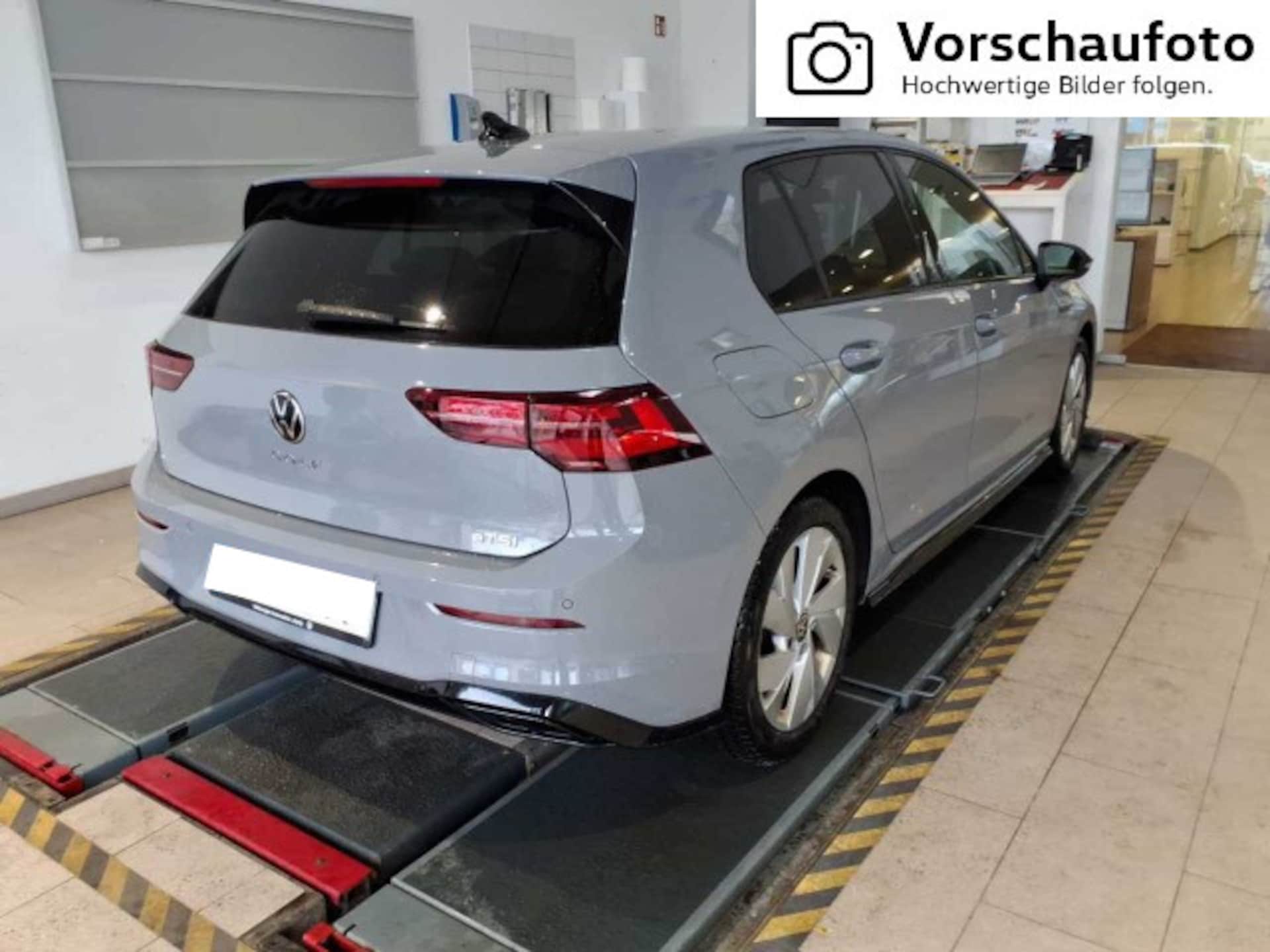 Volkswagen Golf R-Line