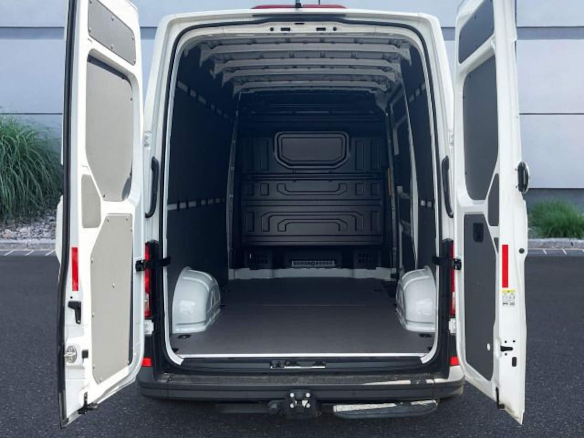 Volkswagen Crafter Kasten mittlerer Radstand