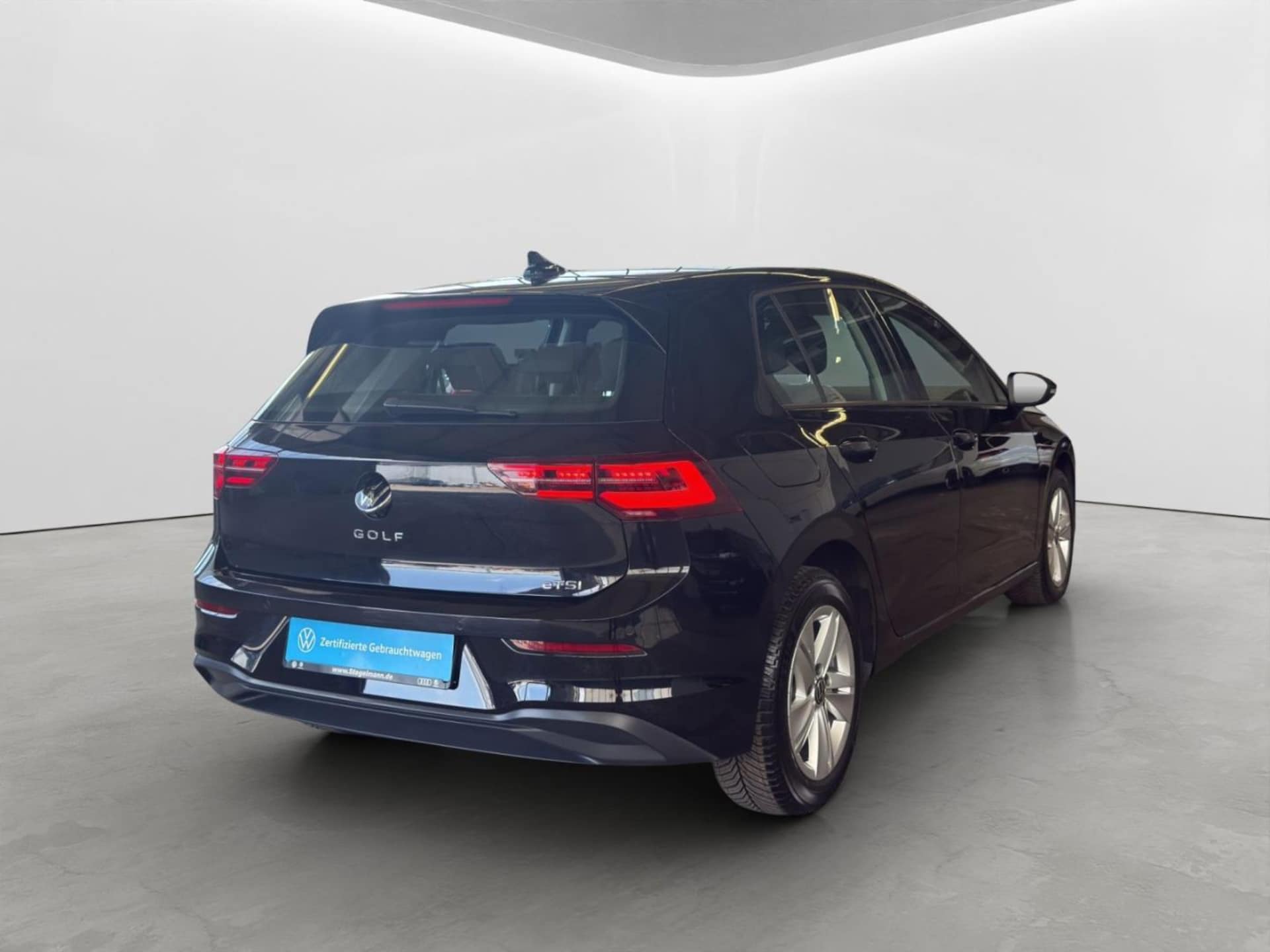 Volkswagen Golf Life
