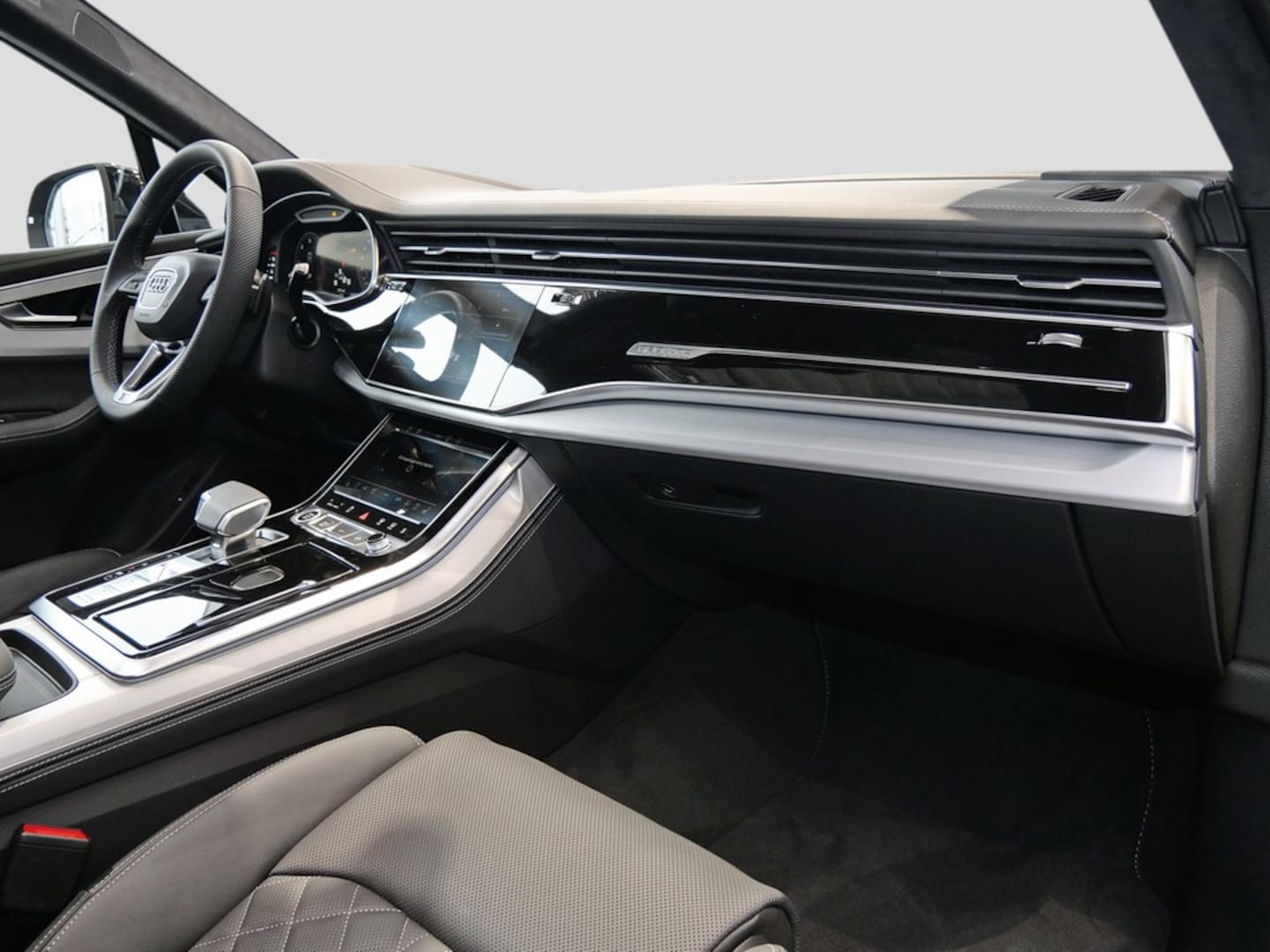 Bild über Audi Q7 SUV S line business TDI quattro 210 kW tiptronic - für weitere Informationen kontaktieren Sie den Audi Partner