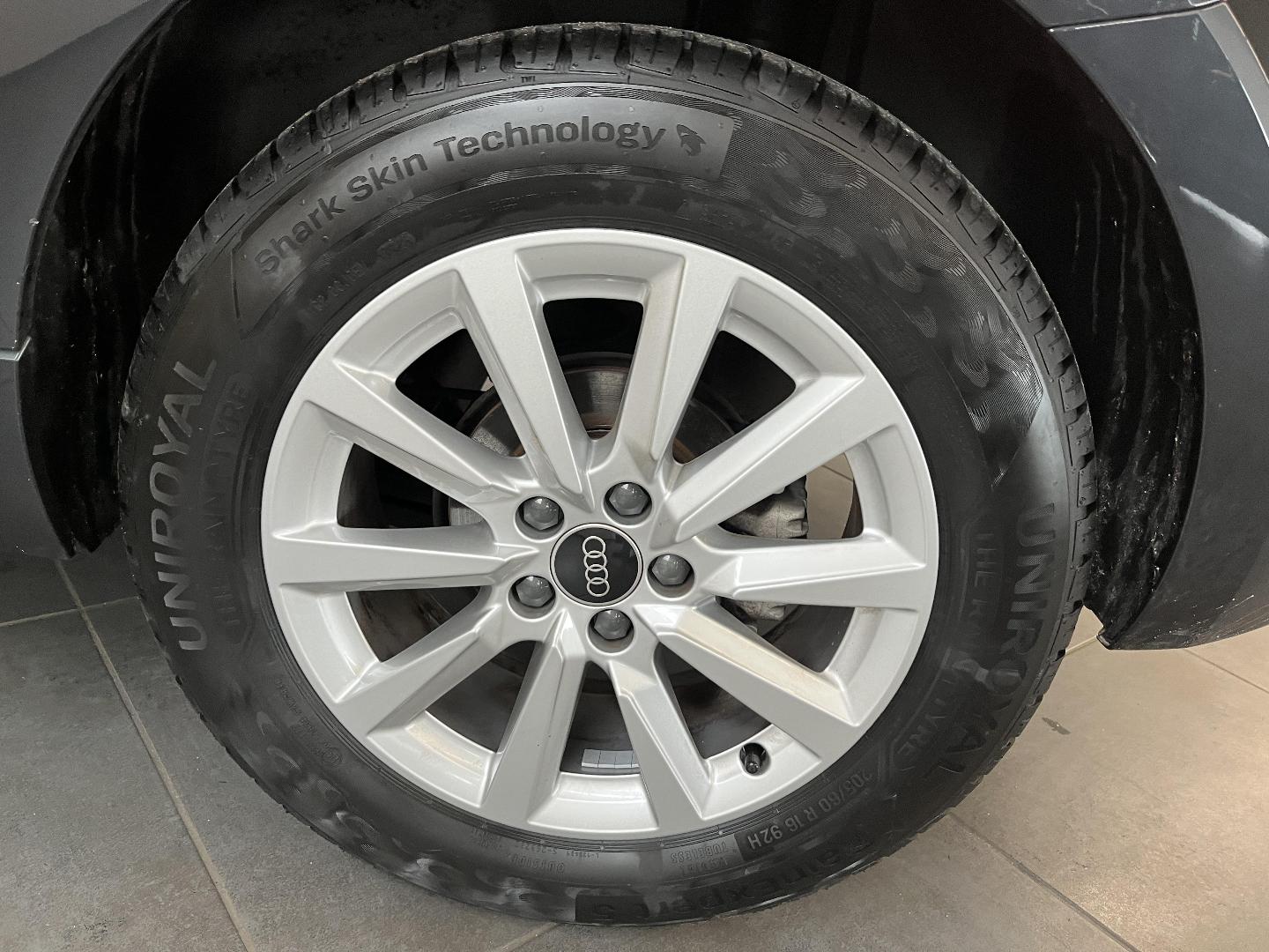 Image about Audi A1 allstreet Design 30 TFSI 81 kW (110 ch) 6 vitesses