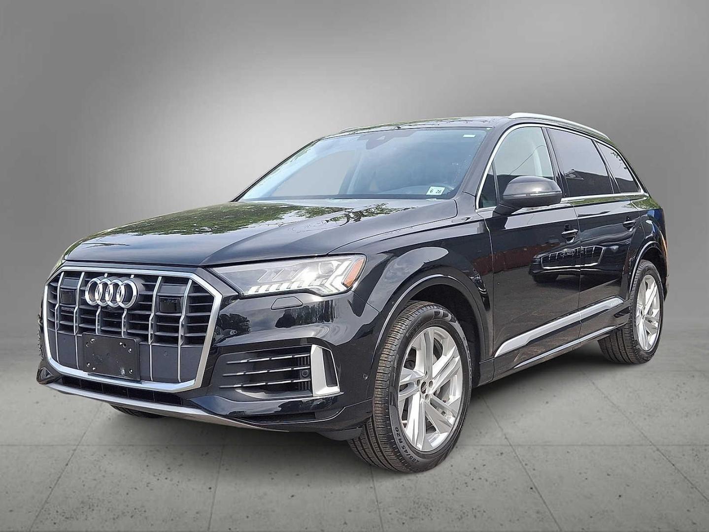2023 Audi Q7 55 Premium quattro Tiptronic's photo
