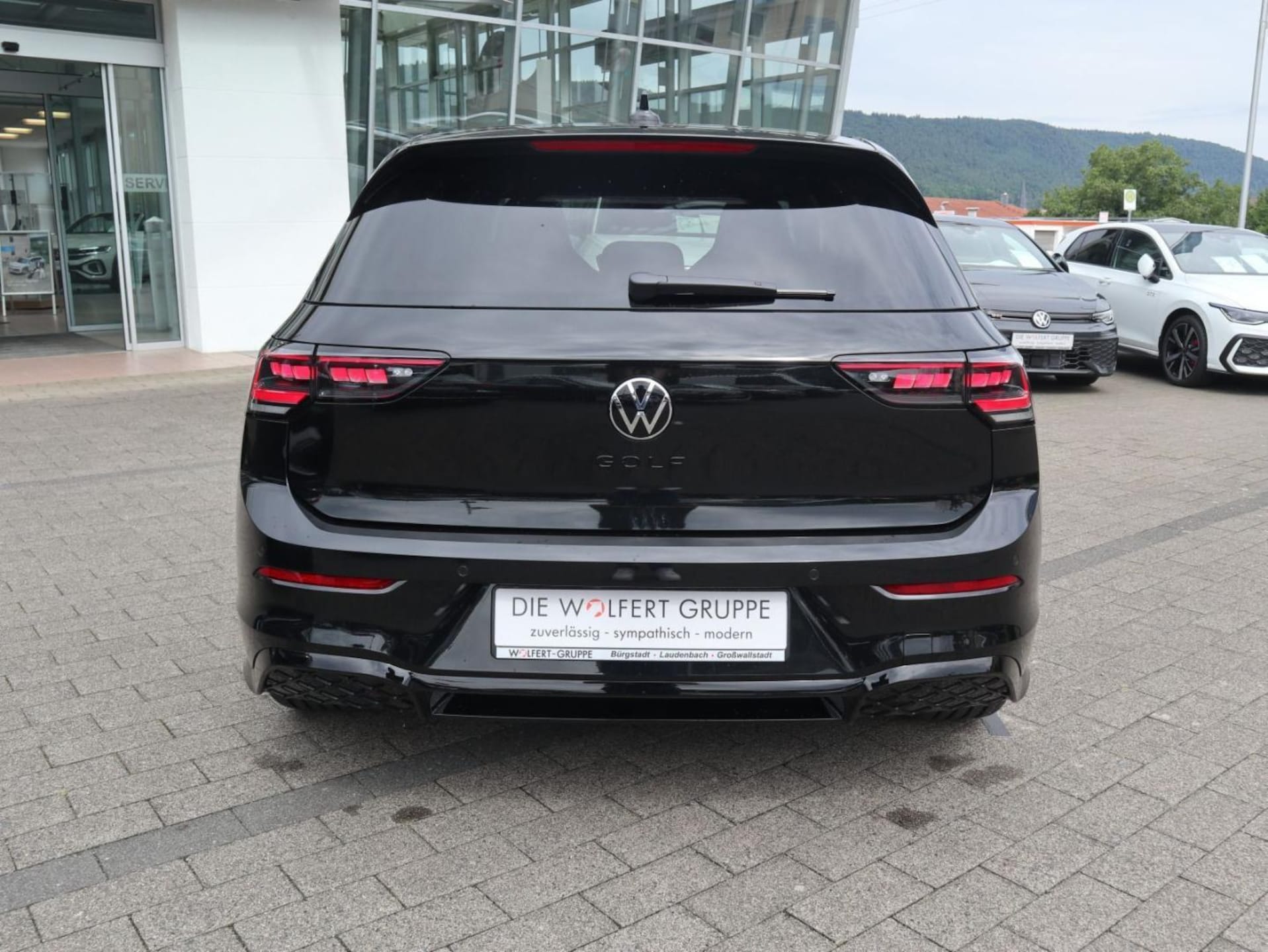 Volkswagen Golf R-Line