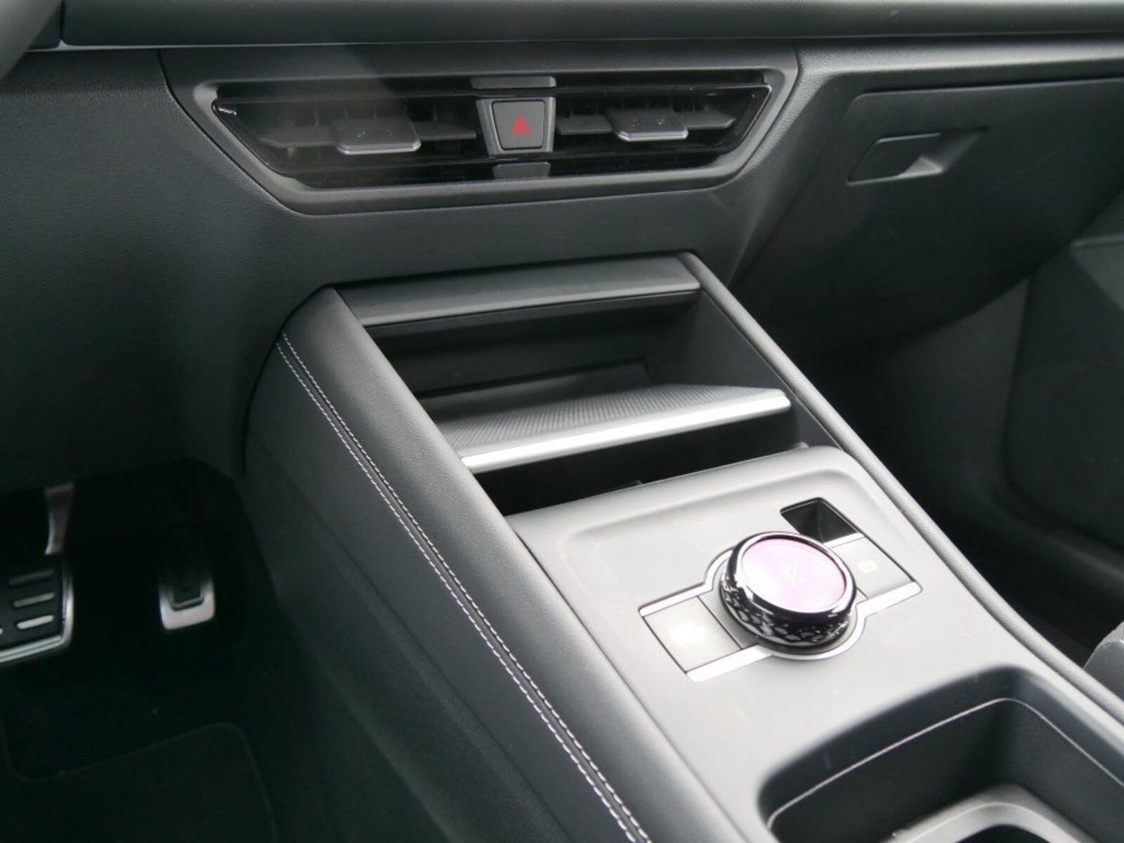 Volkswagen Tiguan – Bild 12