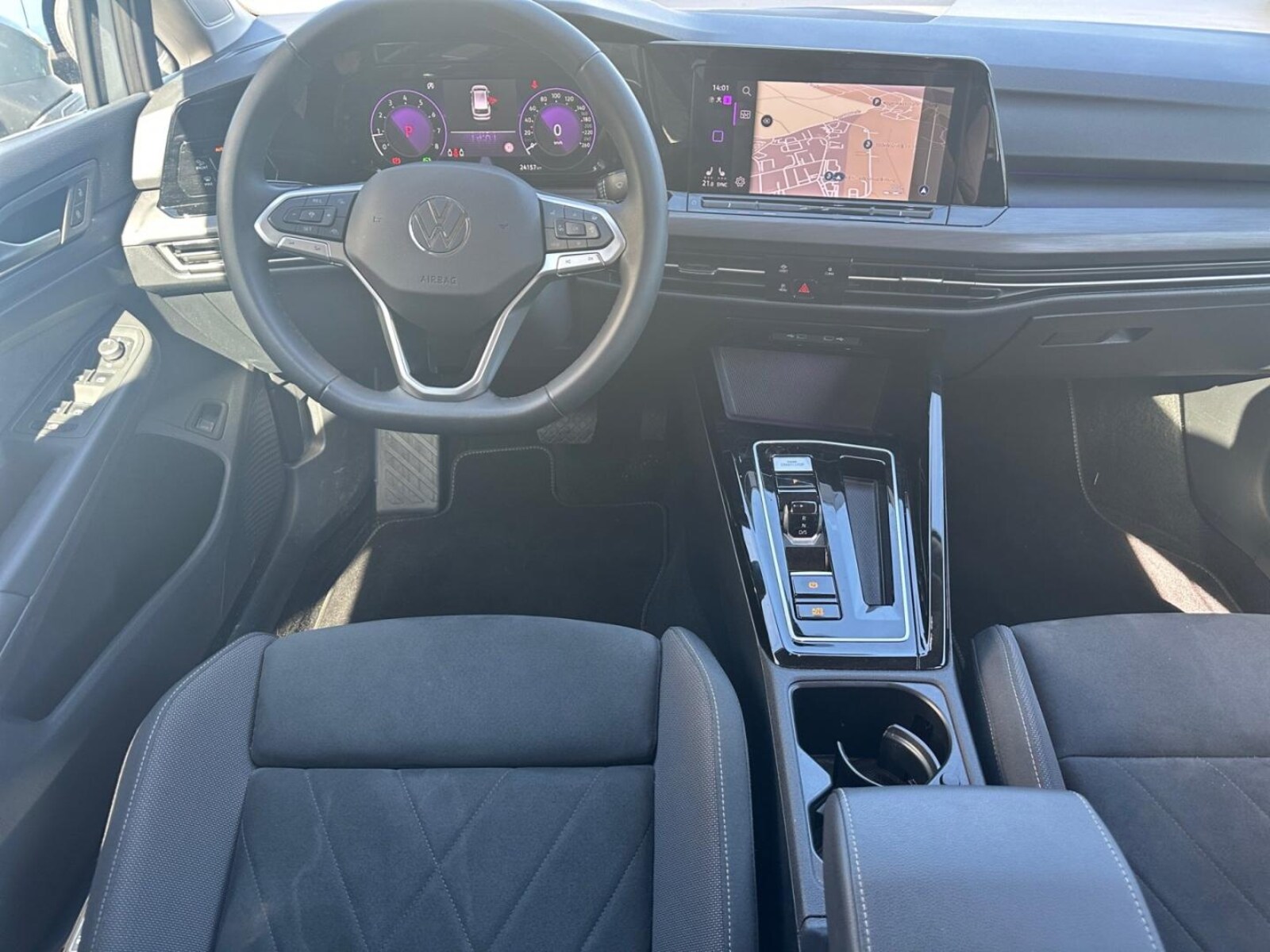 Volkswagen Golf Variant – Bild 12