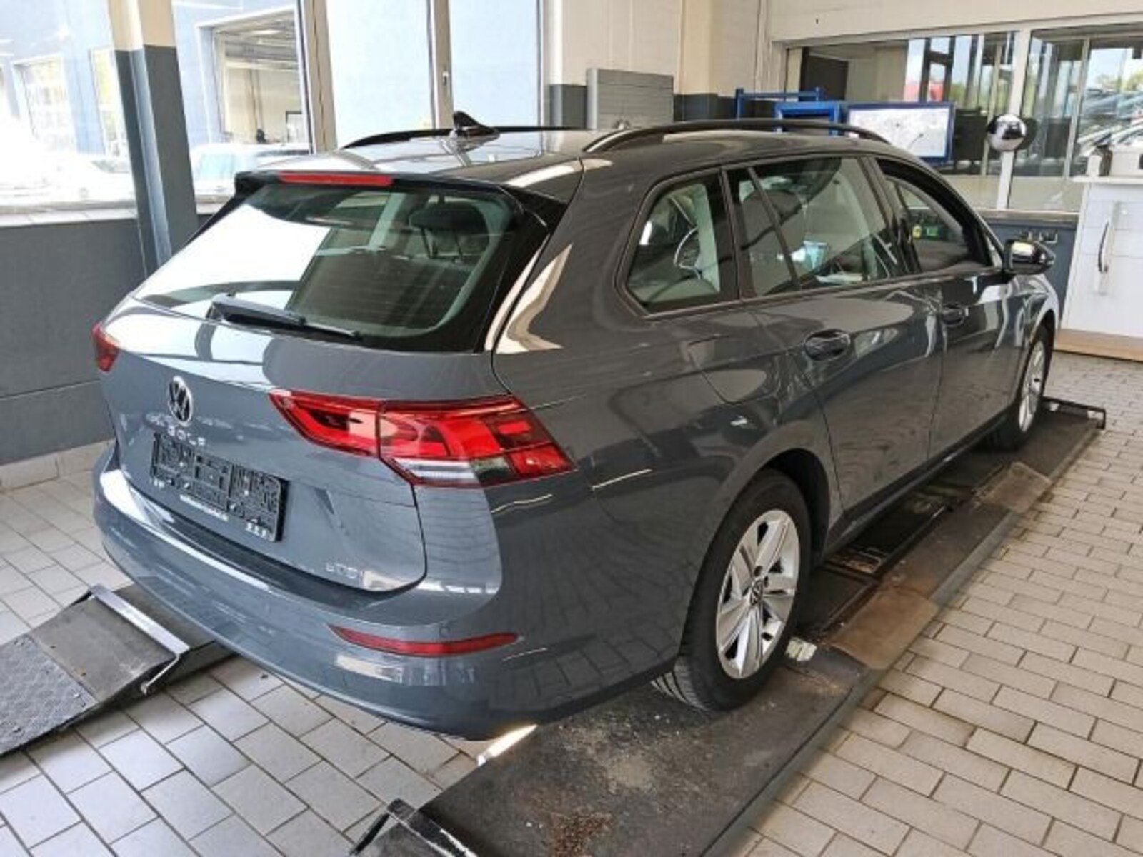 Volkswagen Golf Variant – Bild 3