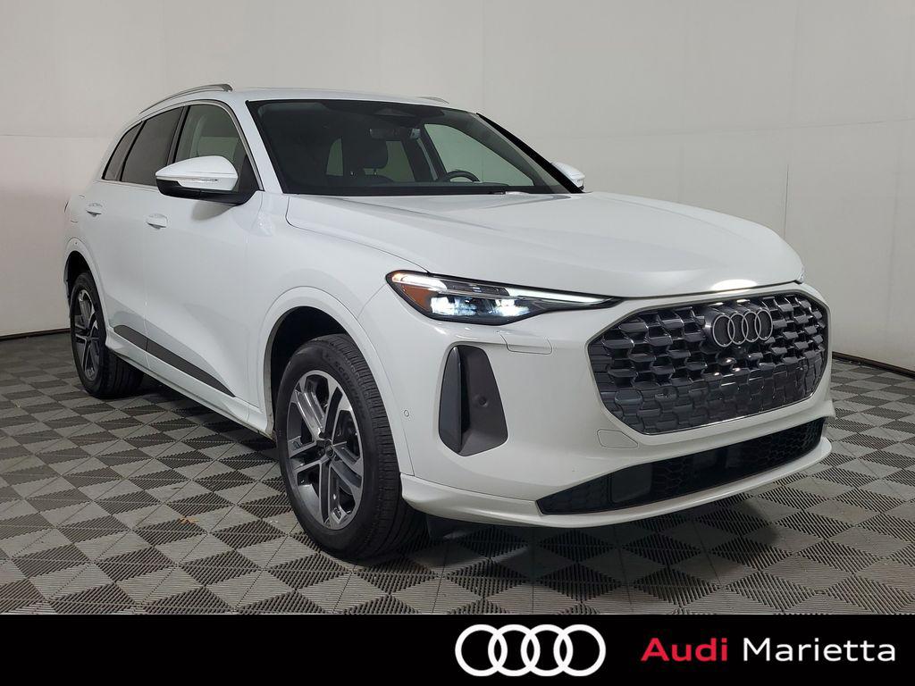 2025 Audi Q5 Premium Plus quattro's photo