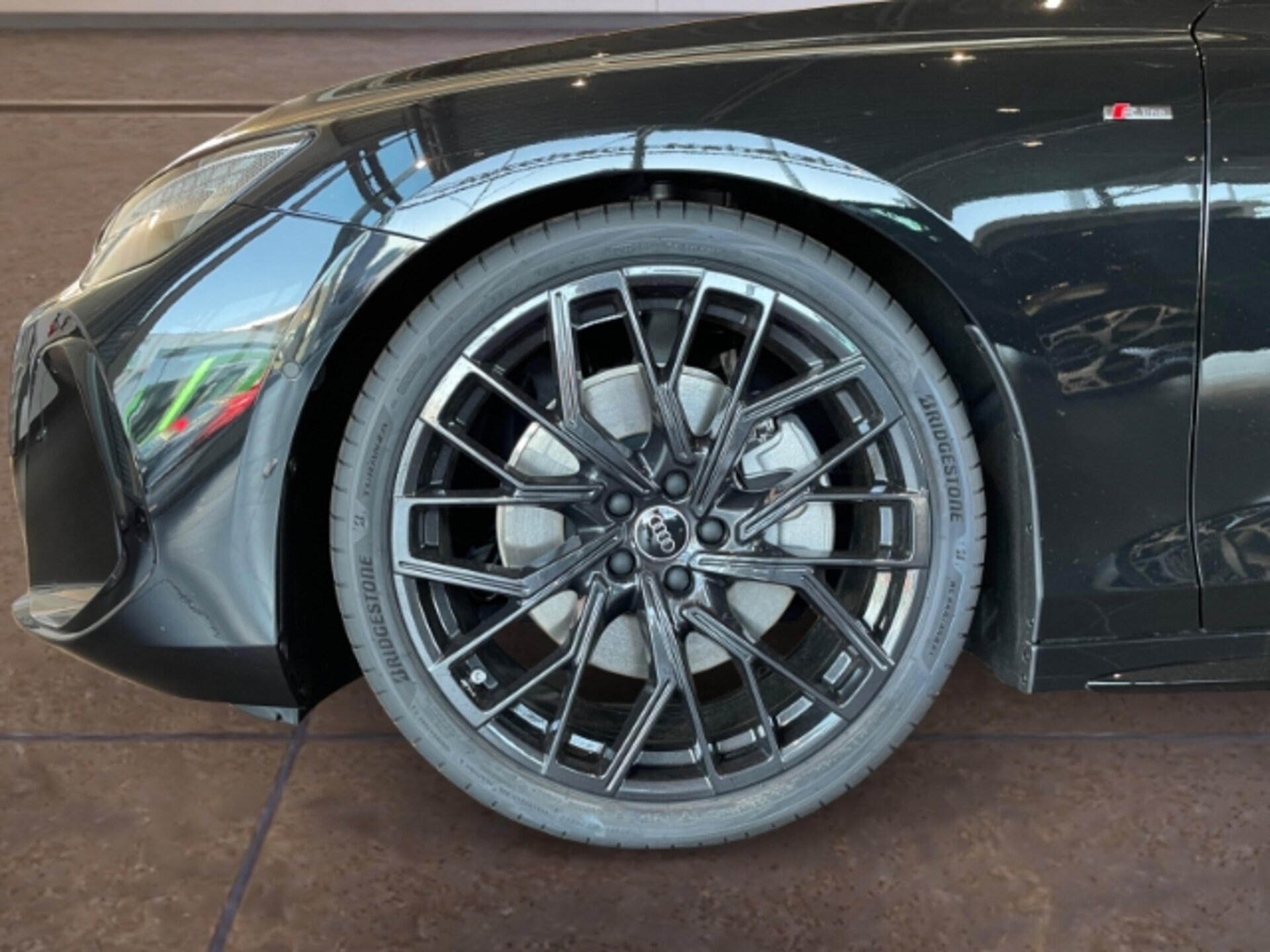 Audi A6 Limousine edition one