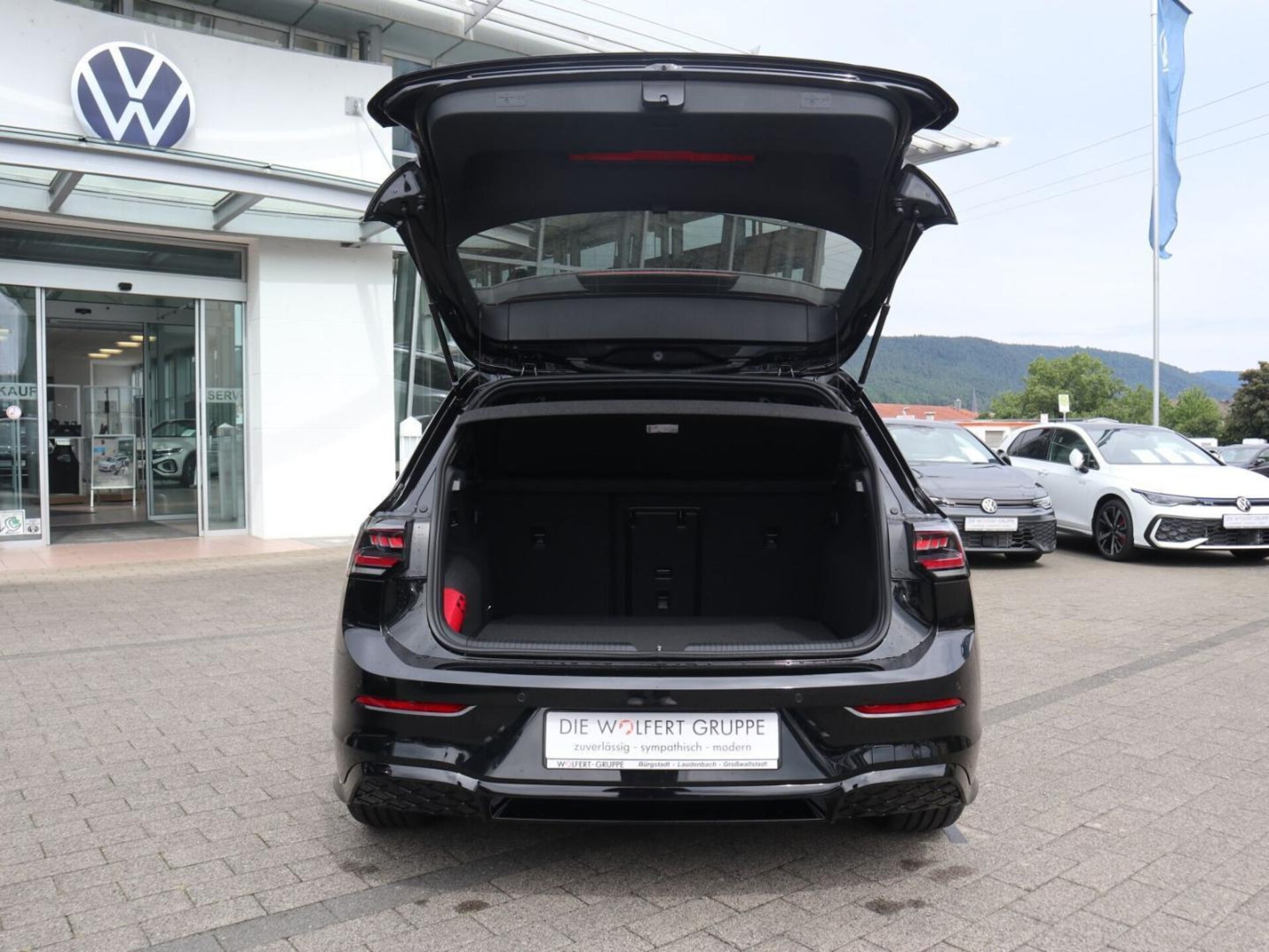 Volkswagen Golf R-Line