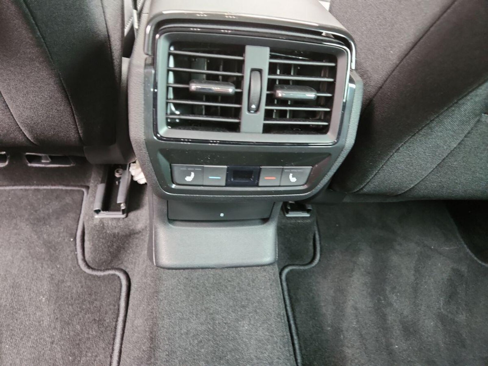 Škoda Karoq – Bild 23
