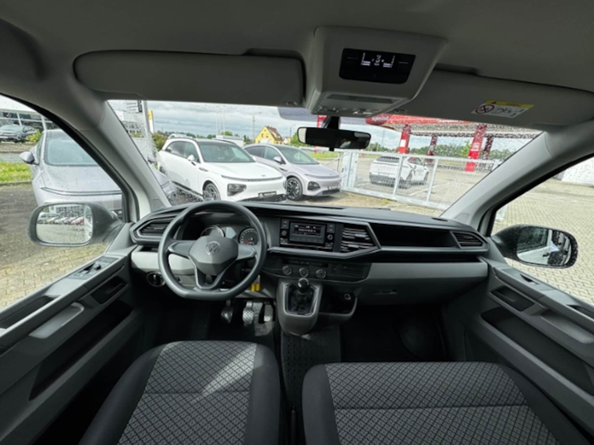 Volkswagen T6.1 Caravelle kurzer Radstand Trendline