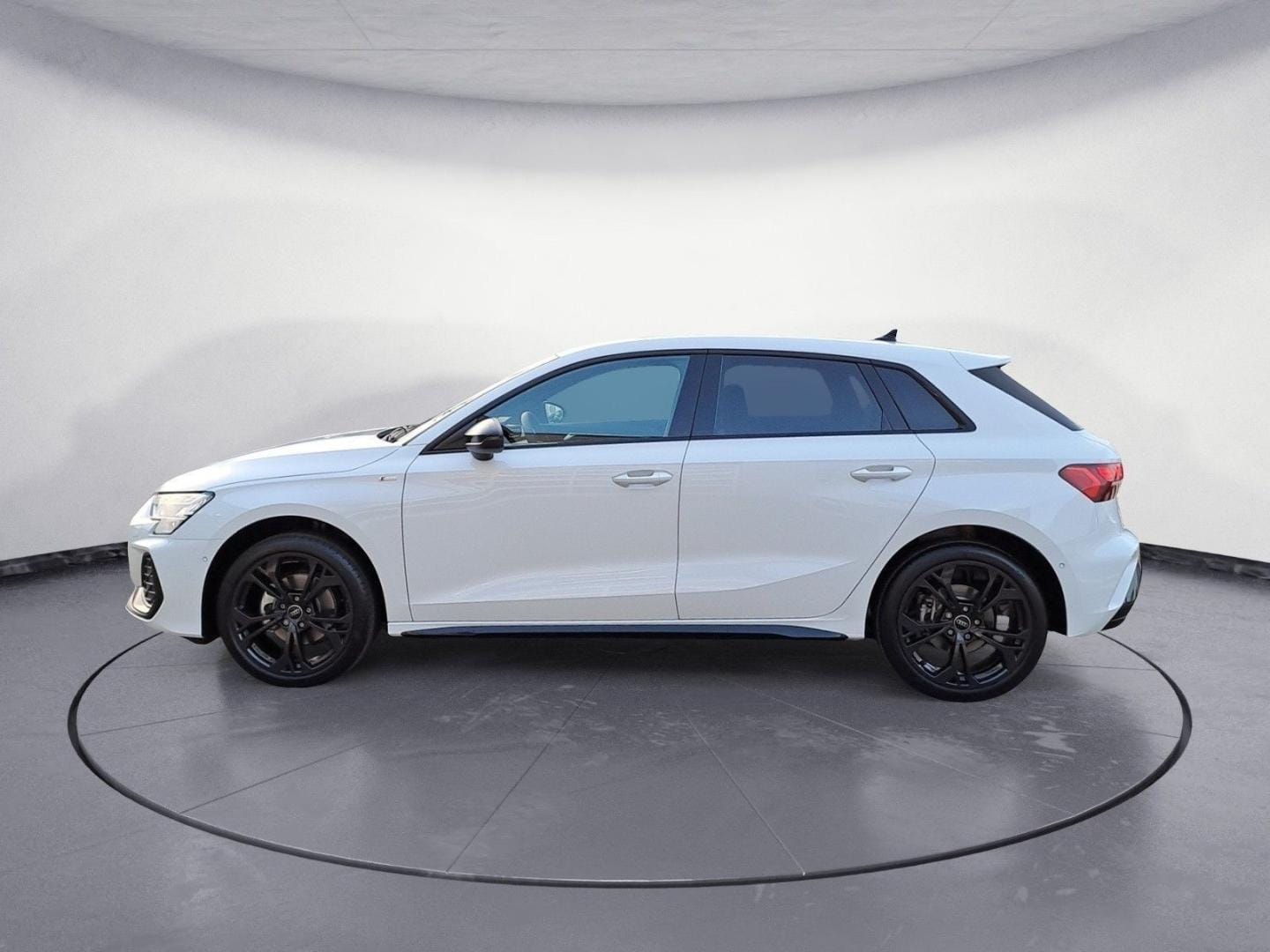 Bild über Audi A3 Sportback S line 35 TFSI S tronic - für weitere Informationen kontaktieren Sie den Audi Partner