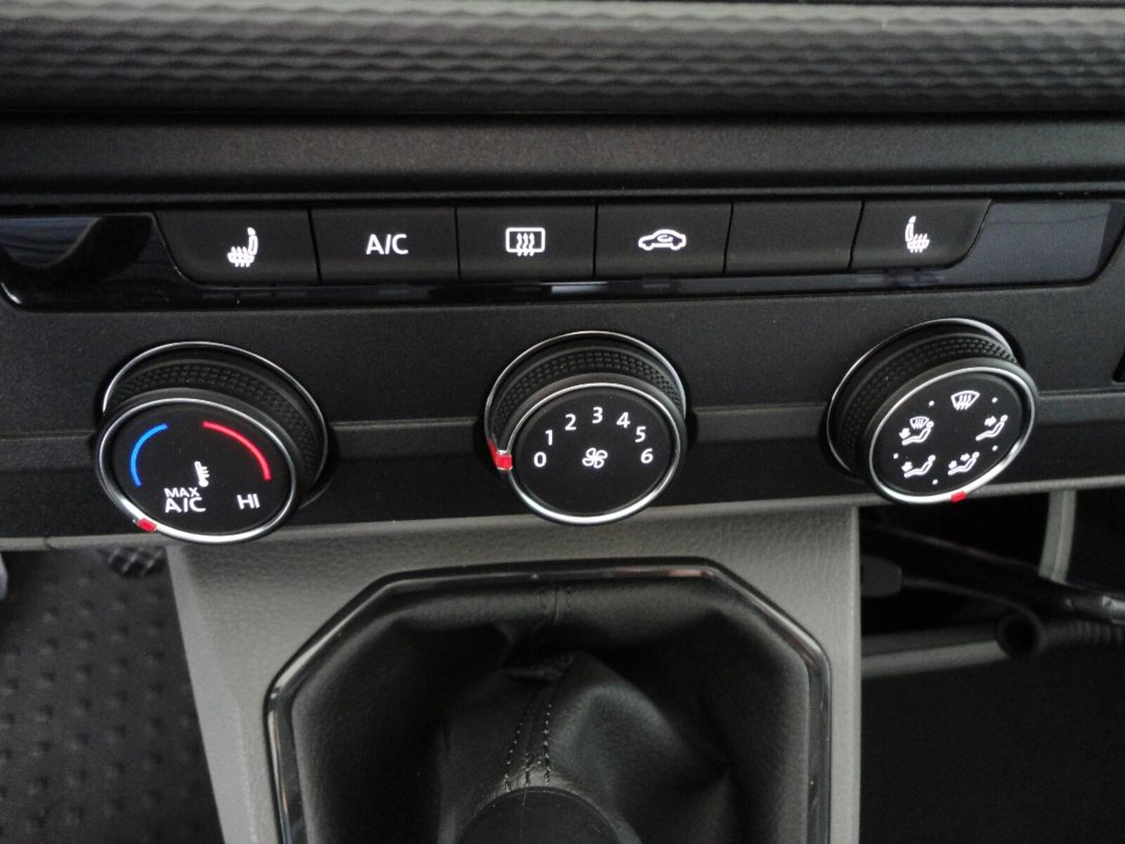 Volkswagen T6.1 Transporter Kasten kurzer Radstand – Bild 7