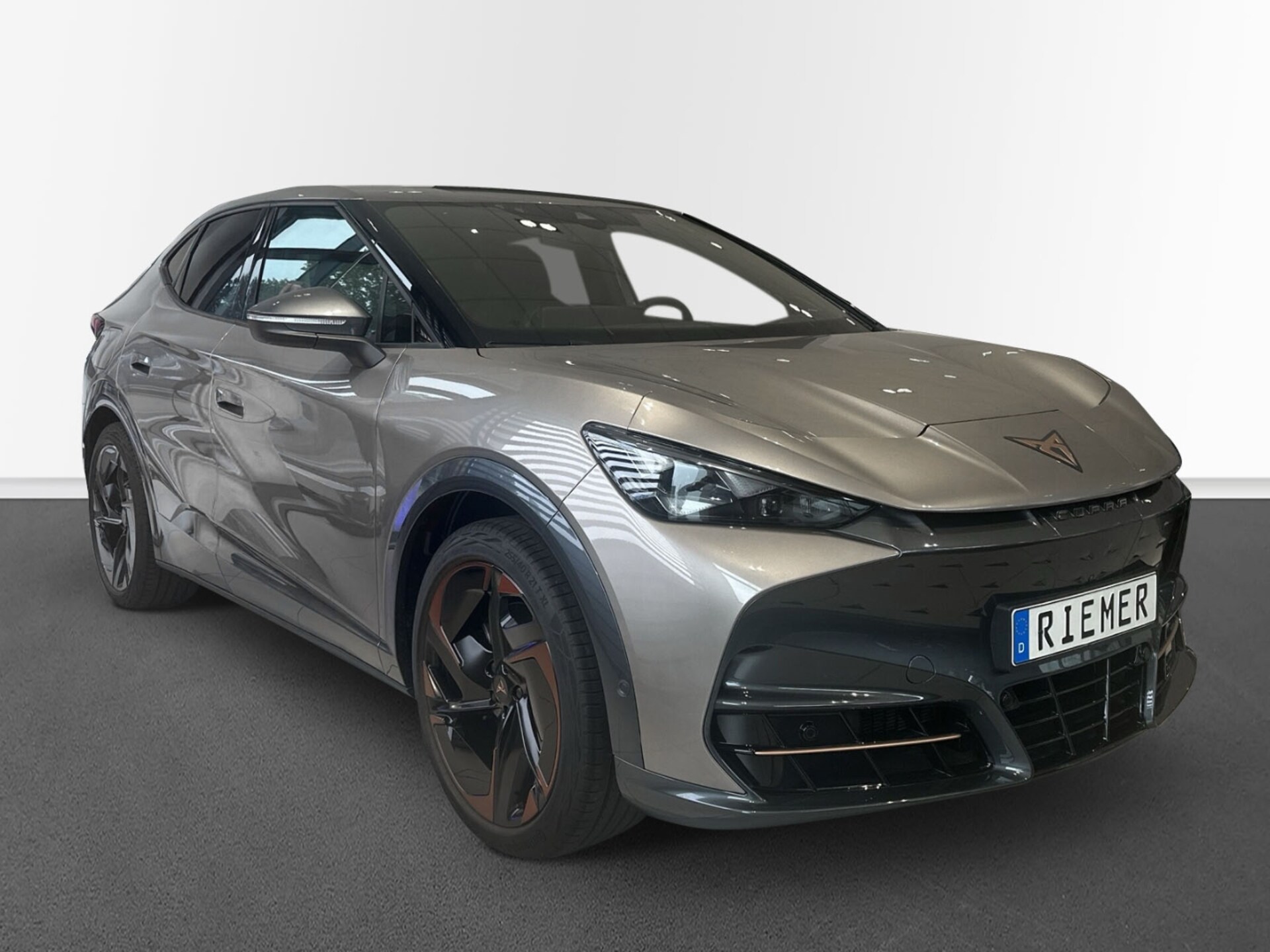 CUPRA Tavascan VZ