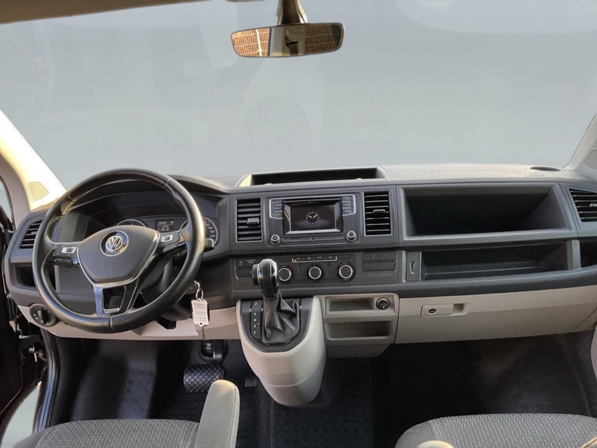 Volkswagen T6 Caravelle Trendline