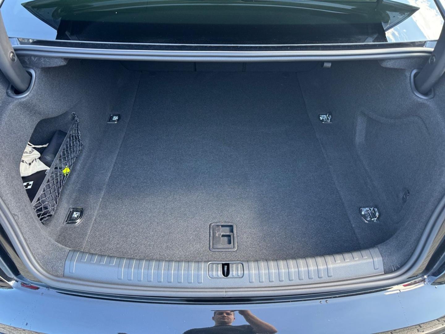 Bild über Audi S6 Limousine TDI quattro tiptronic - für weitere Informationen kontaktieren Sie den Audi Partner