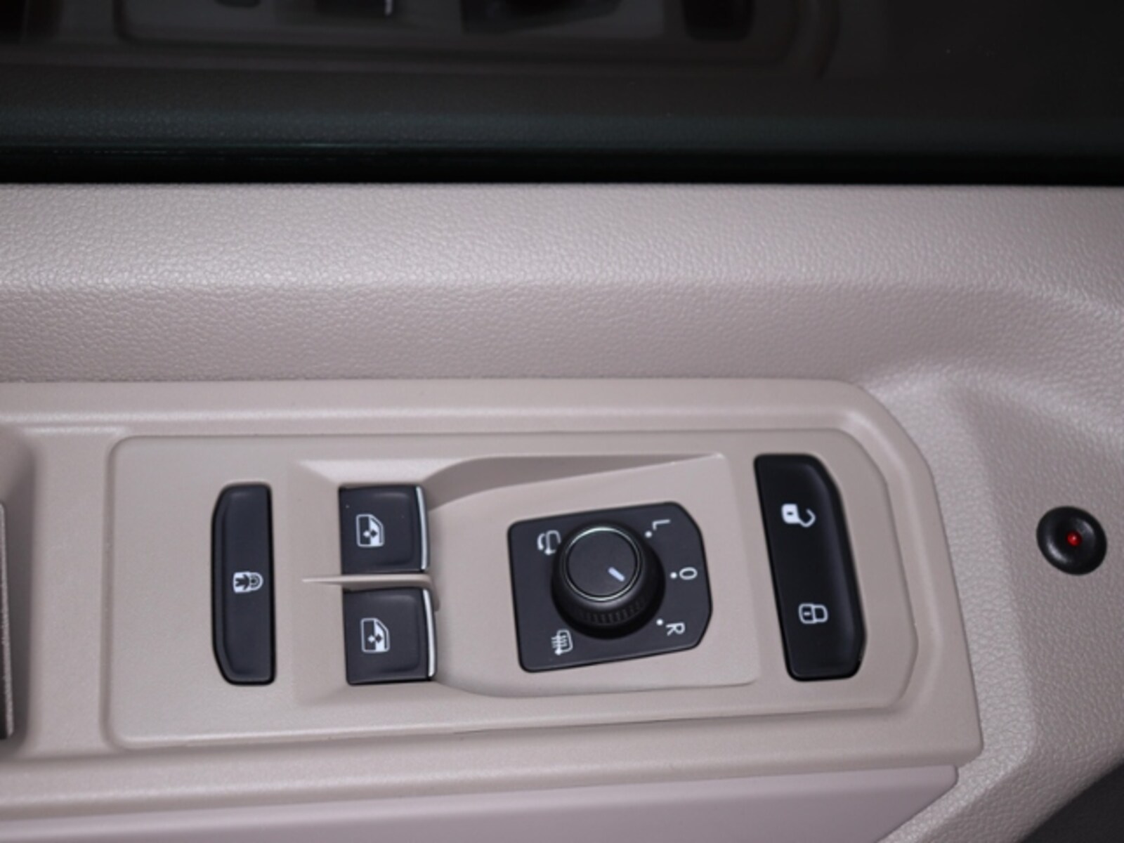 Volkswagen Multivan Langversion – Bild 11