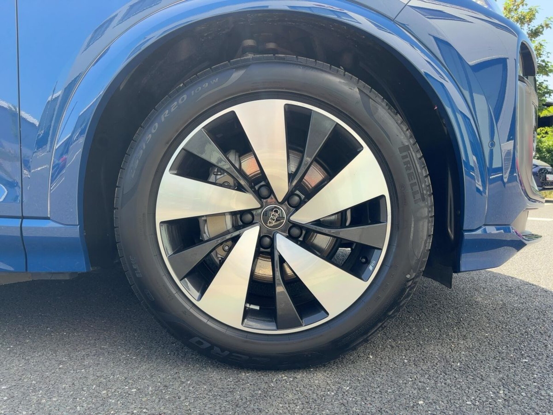 Audi Q6 SUV e-tron