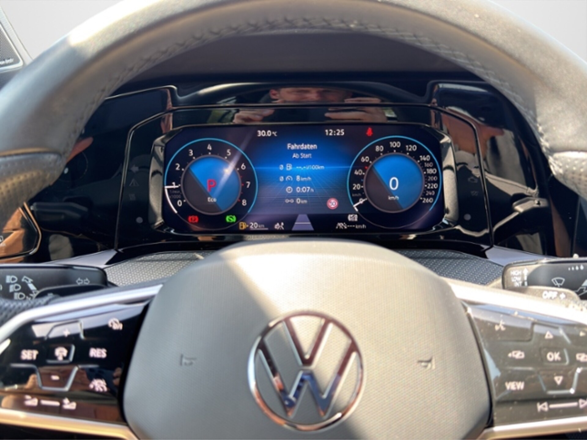 Volkswagen Golf R-Line