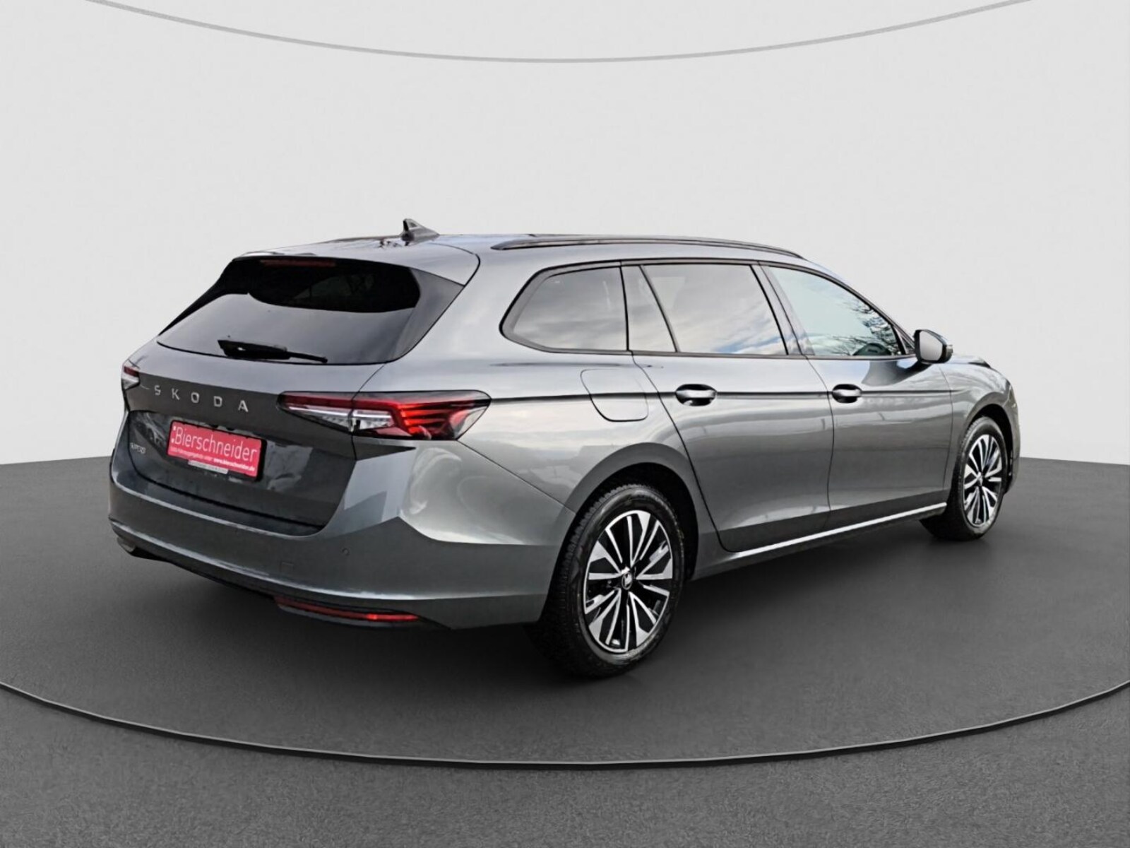 Škoda Superb Combi – Bild 9