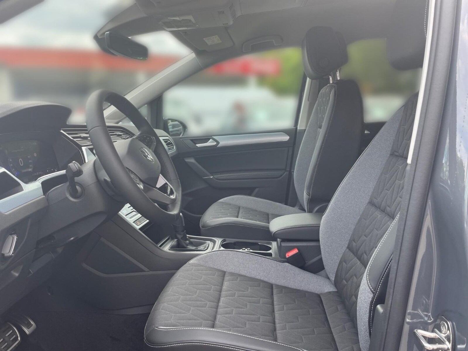 Volkswagen Touran – Bild 10