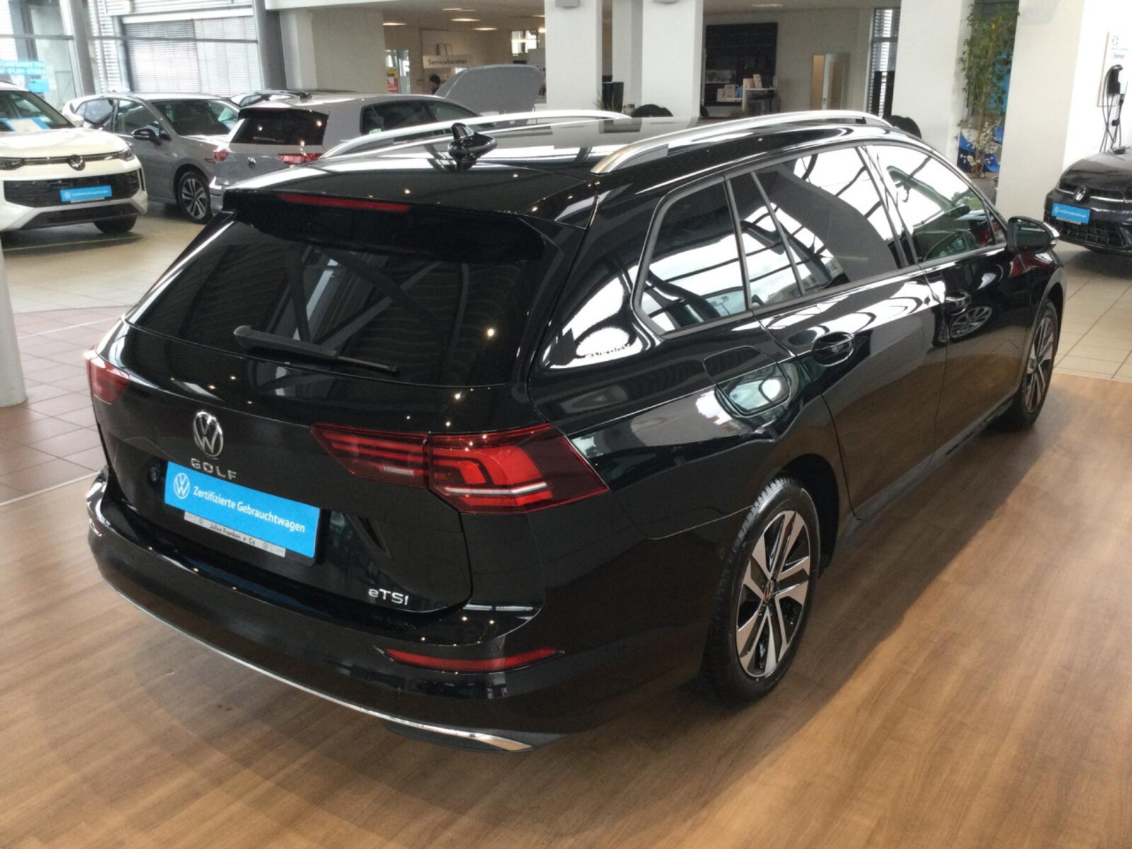 Volkswagen Golf Variant – Bild 6