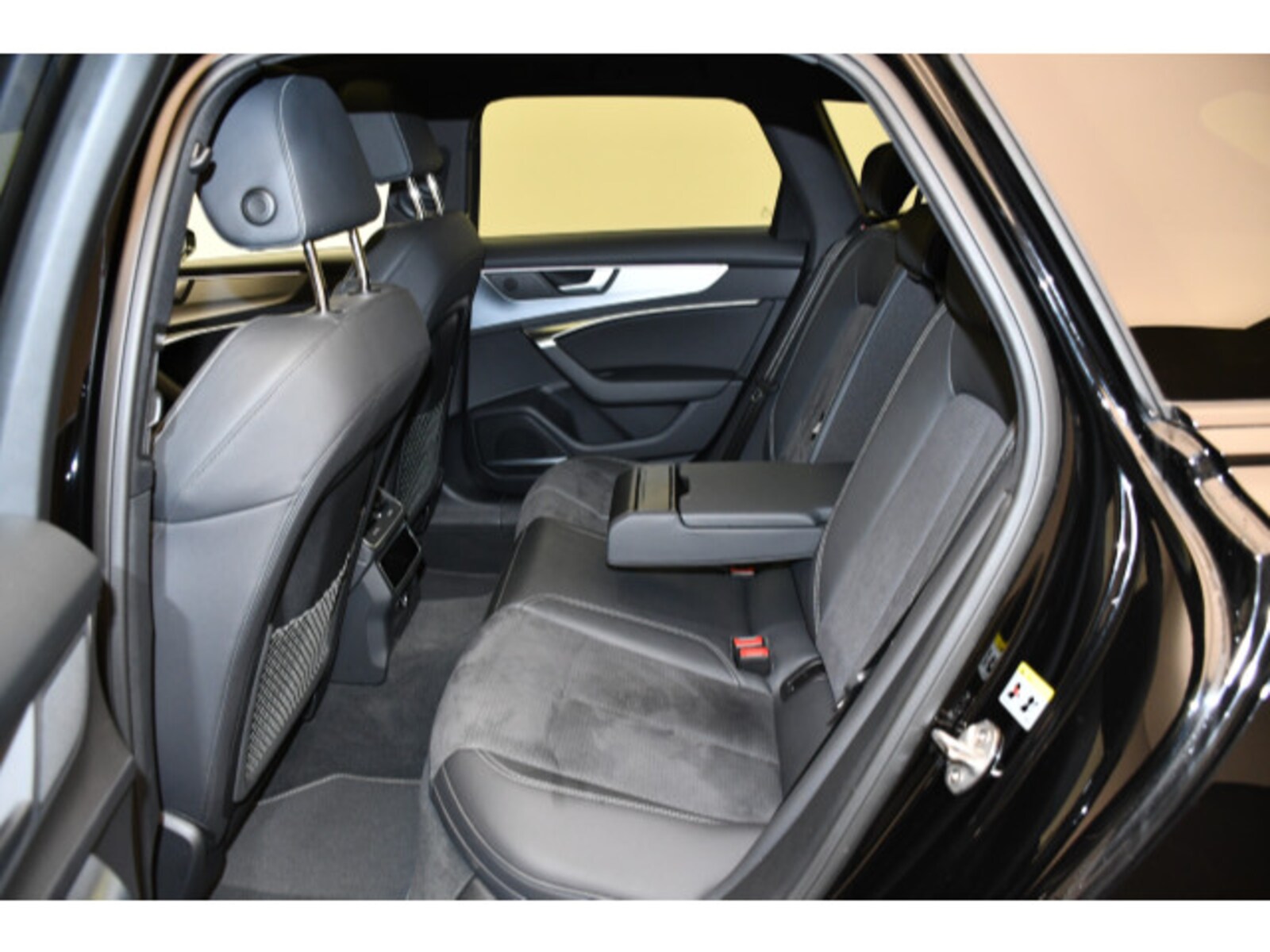 Audi S6 Avant – Bild 11