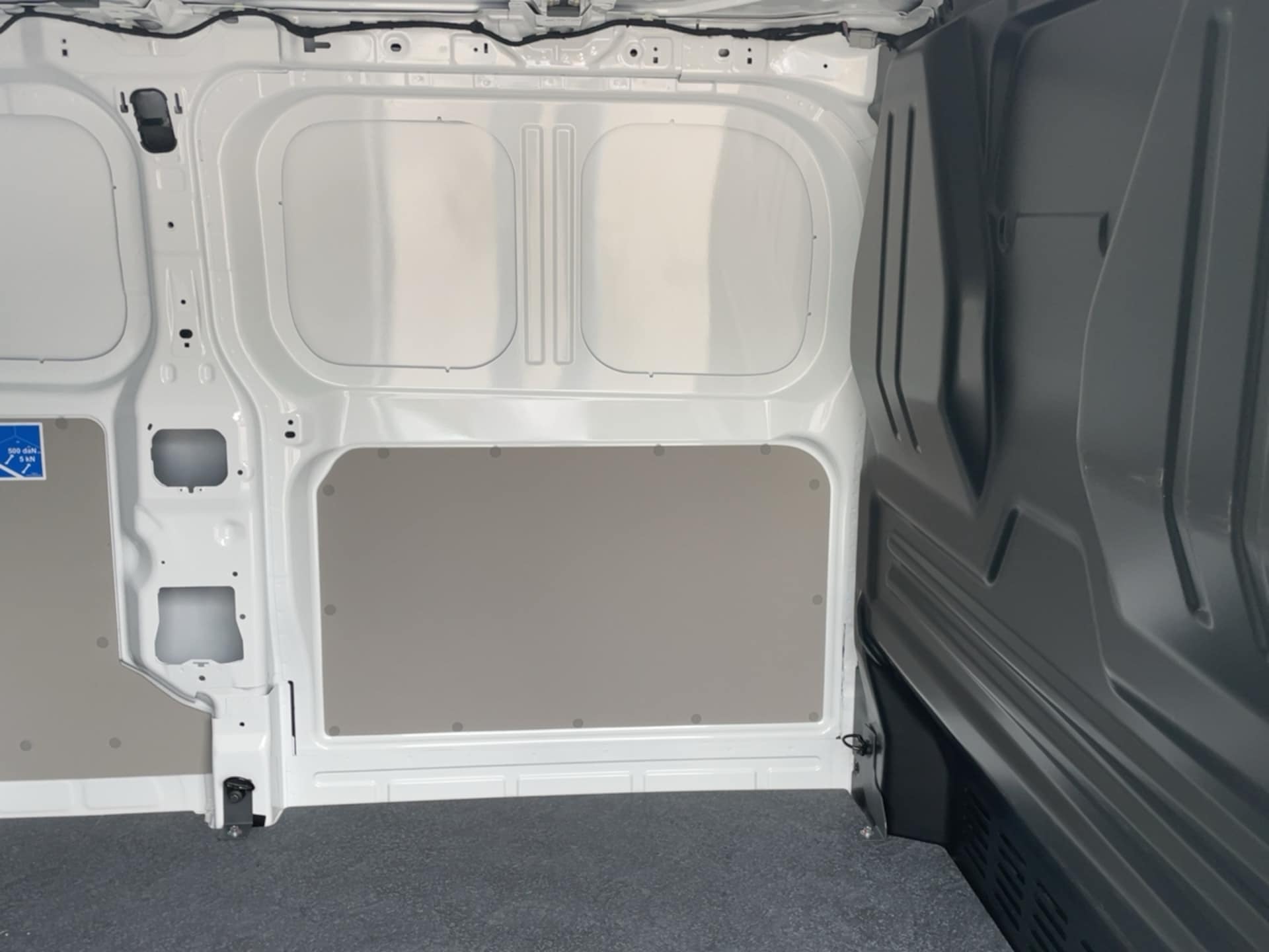 Volkswagen Transporter Kasten langer Radstand