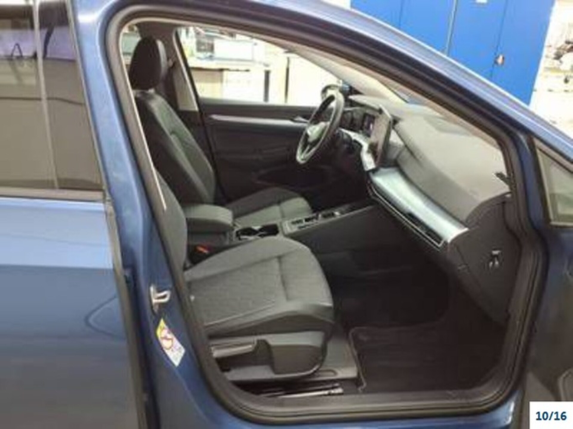 Volkswagen Golf Life