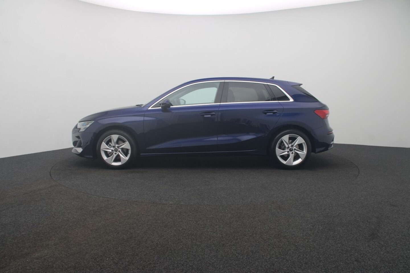 Bild über Audi A3 Sportback advanced 30 TFSI S tronic - für weitere Informationen kontaktieren Sie den Audi Partner