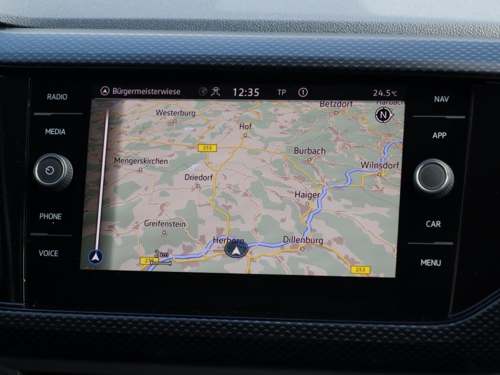 Volkswagen T-Cross United