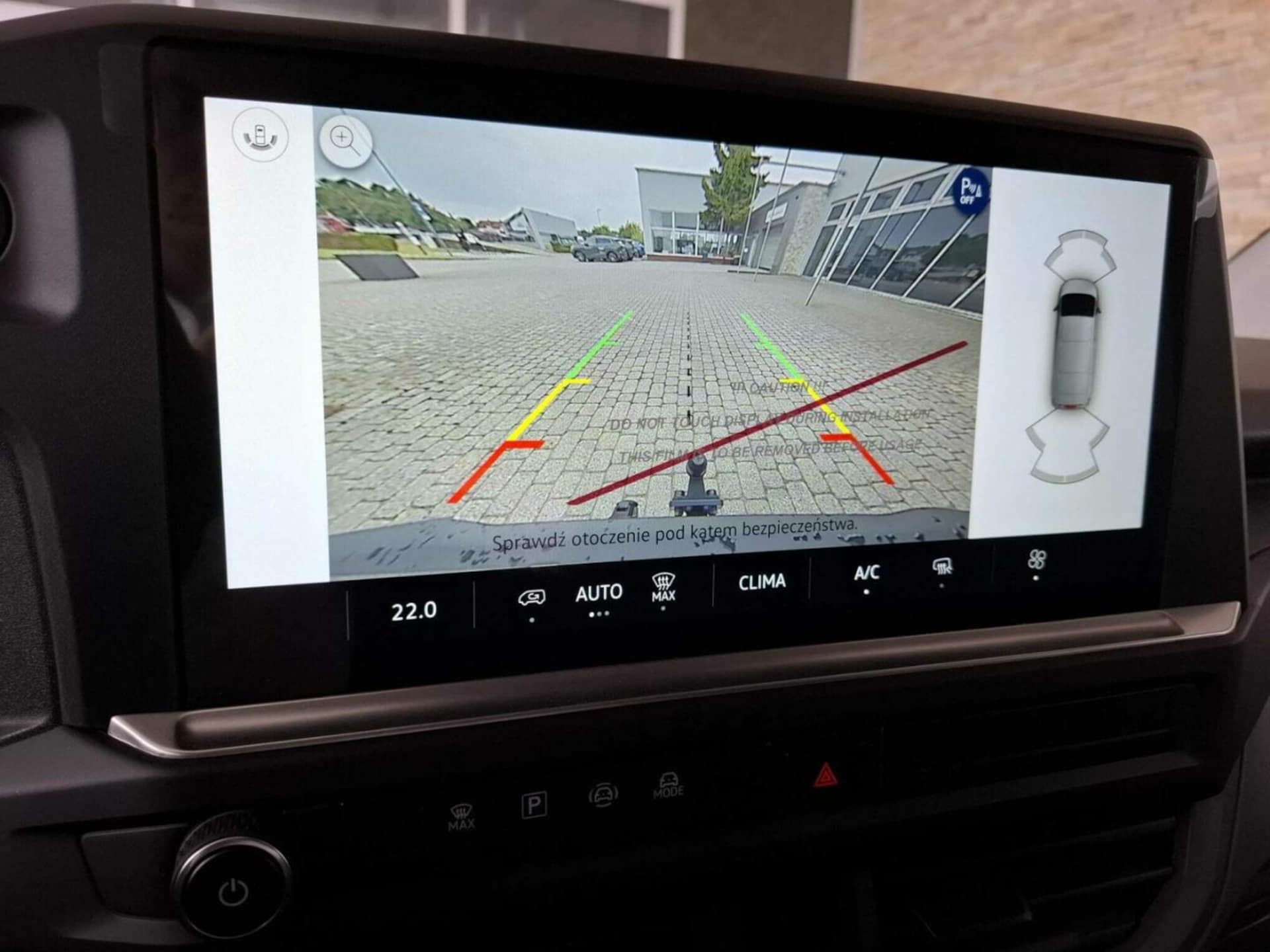 Volkswagen Transporter Furgon długi rozstaw osi