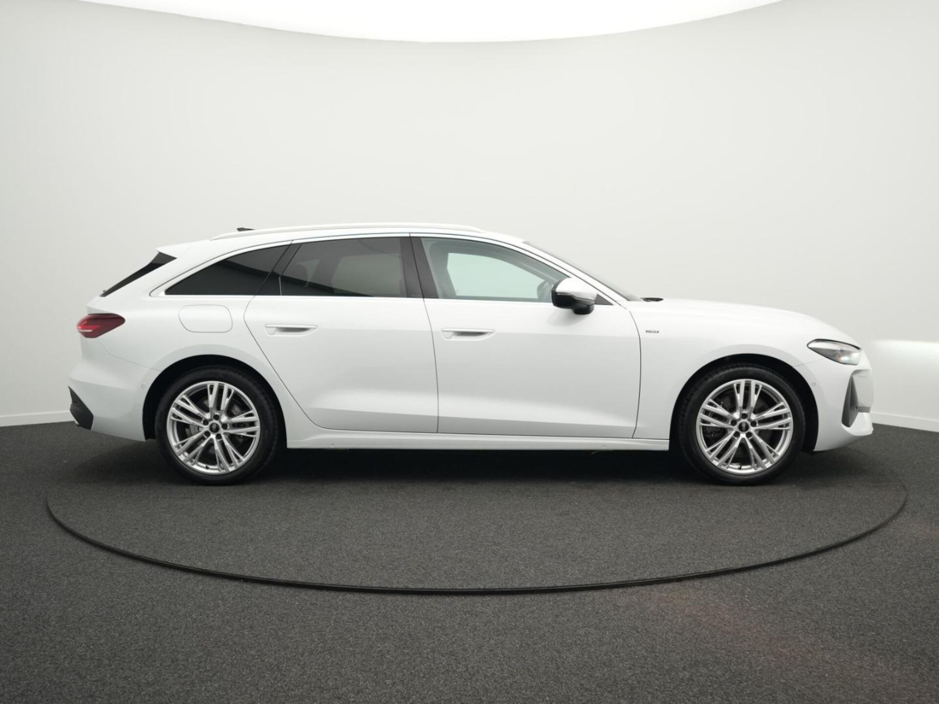 Audi A5 Avant e-hybrid