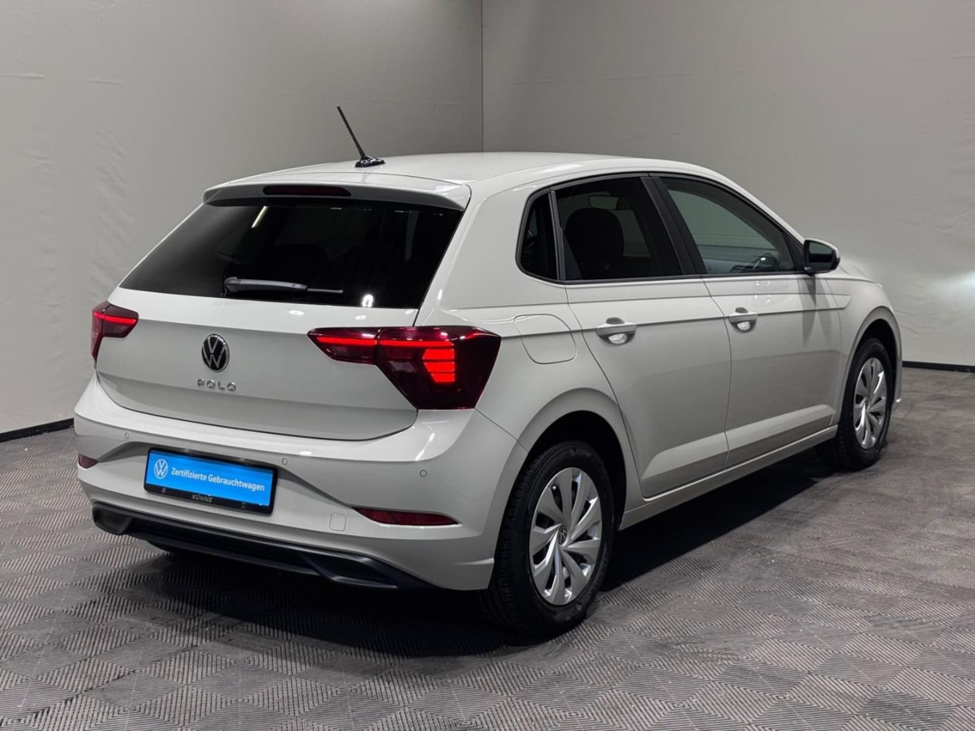 Volkswagen Polo Basis-Modell