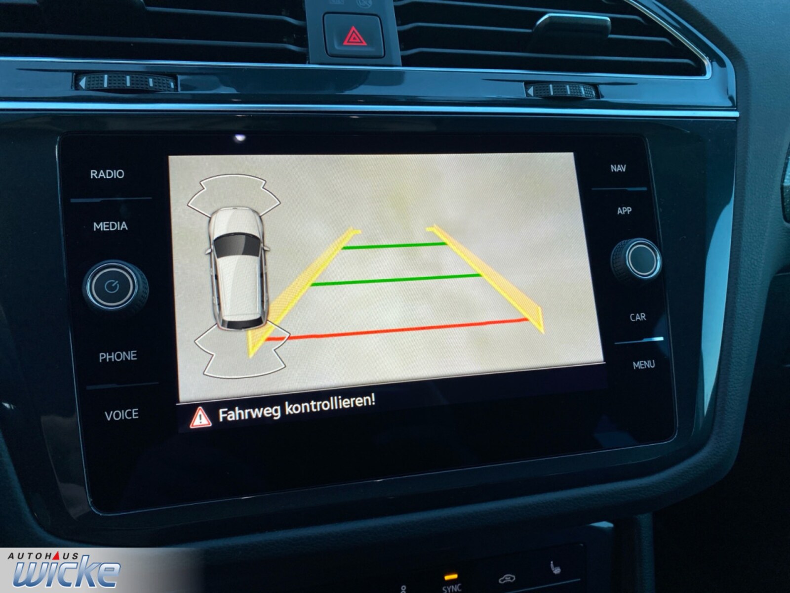 Volkswagen Tiguan – Bild 16