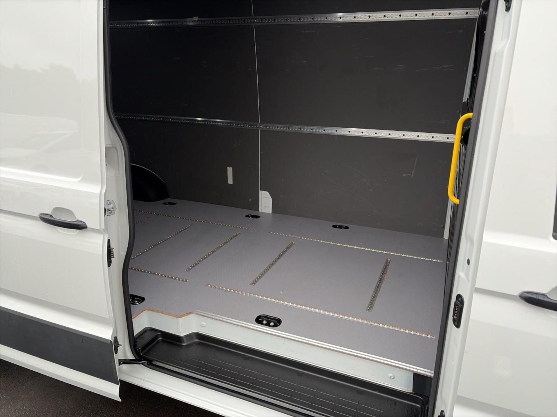 Volkswagen Crafter Kasten langer Radstand