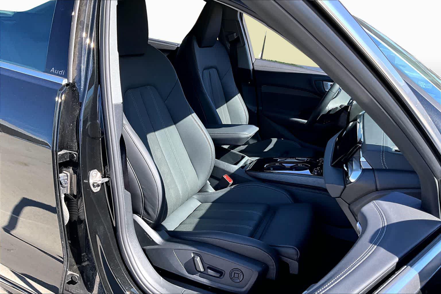 2025 Audi New A5 Premium Plus - Photo 9
