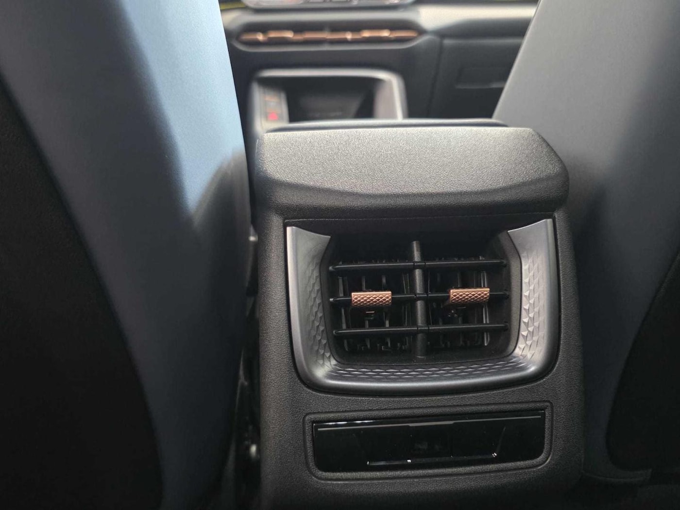 CUPRA Terramar 1.5 eTSI DSG 110 kW (150 CV) — photo 11