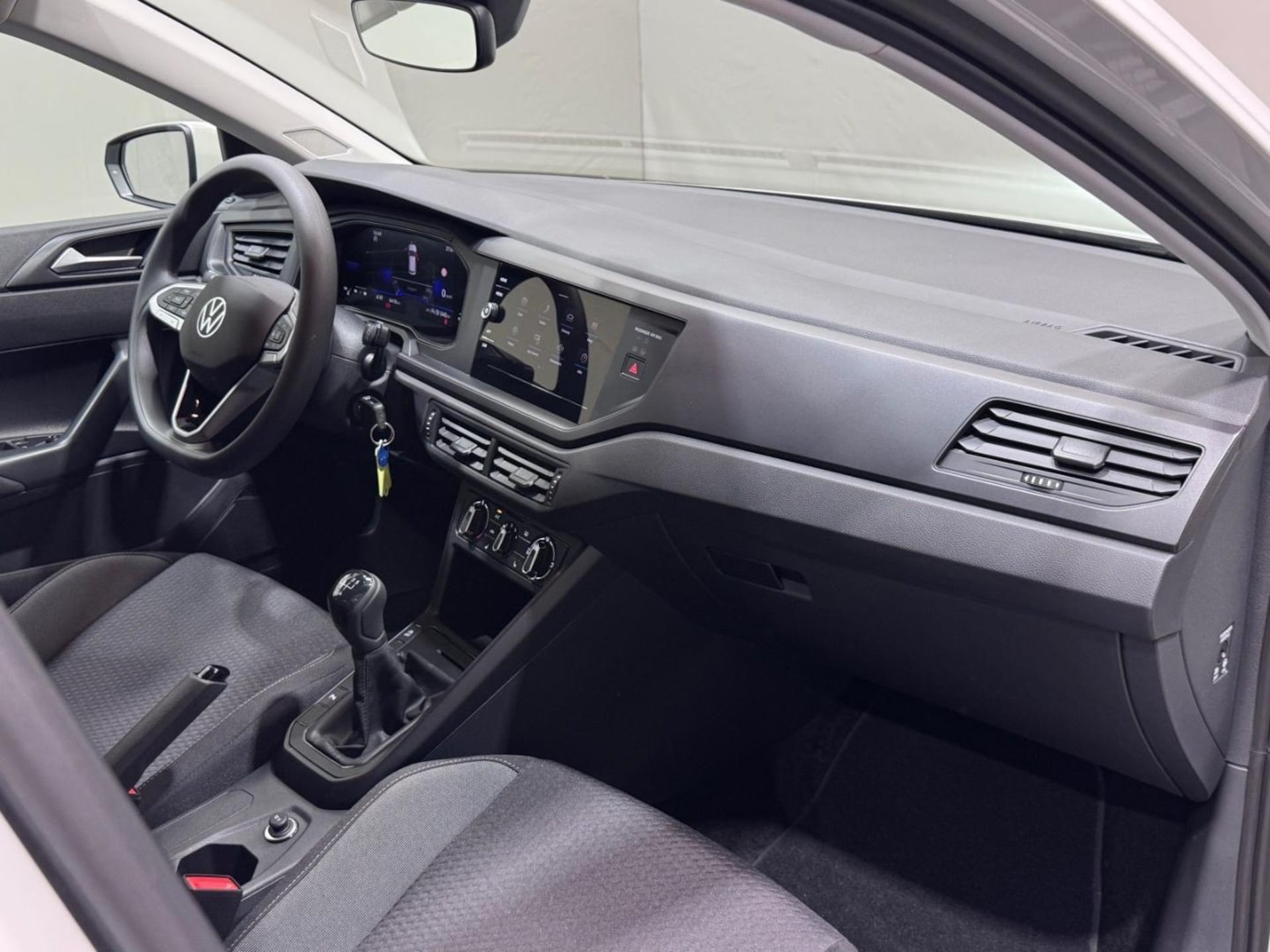 Volkswagen Polo Basis-Modell