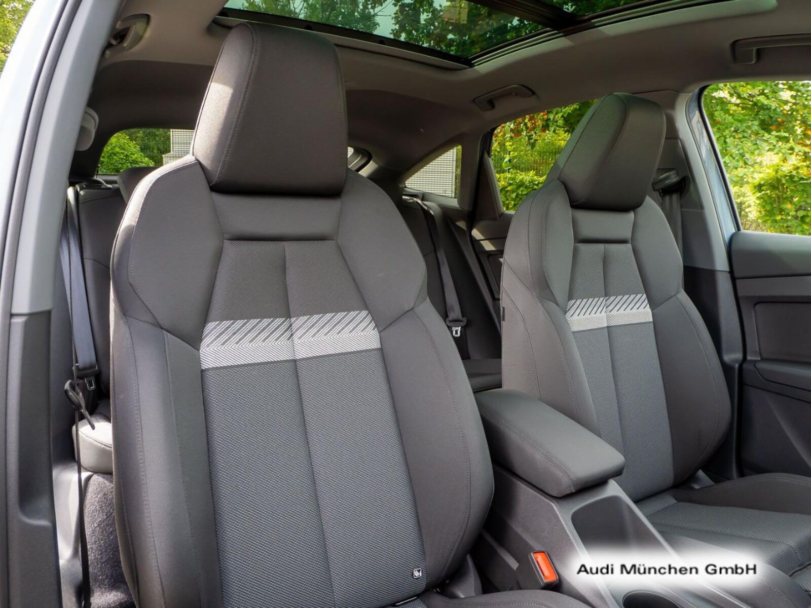 Audi Q4 Sportback e-tron – Bild 11