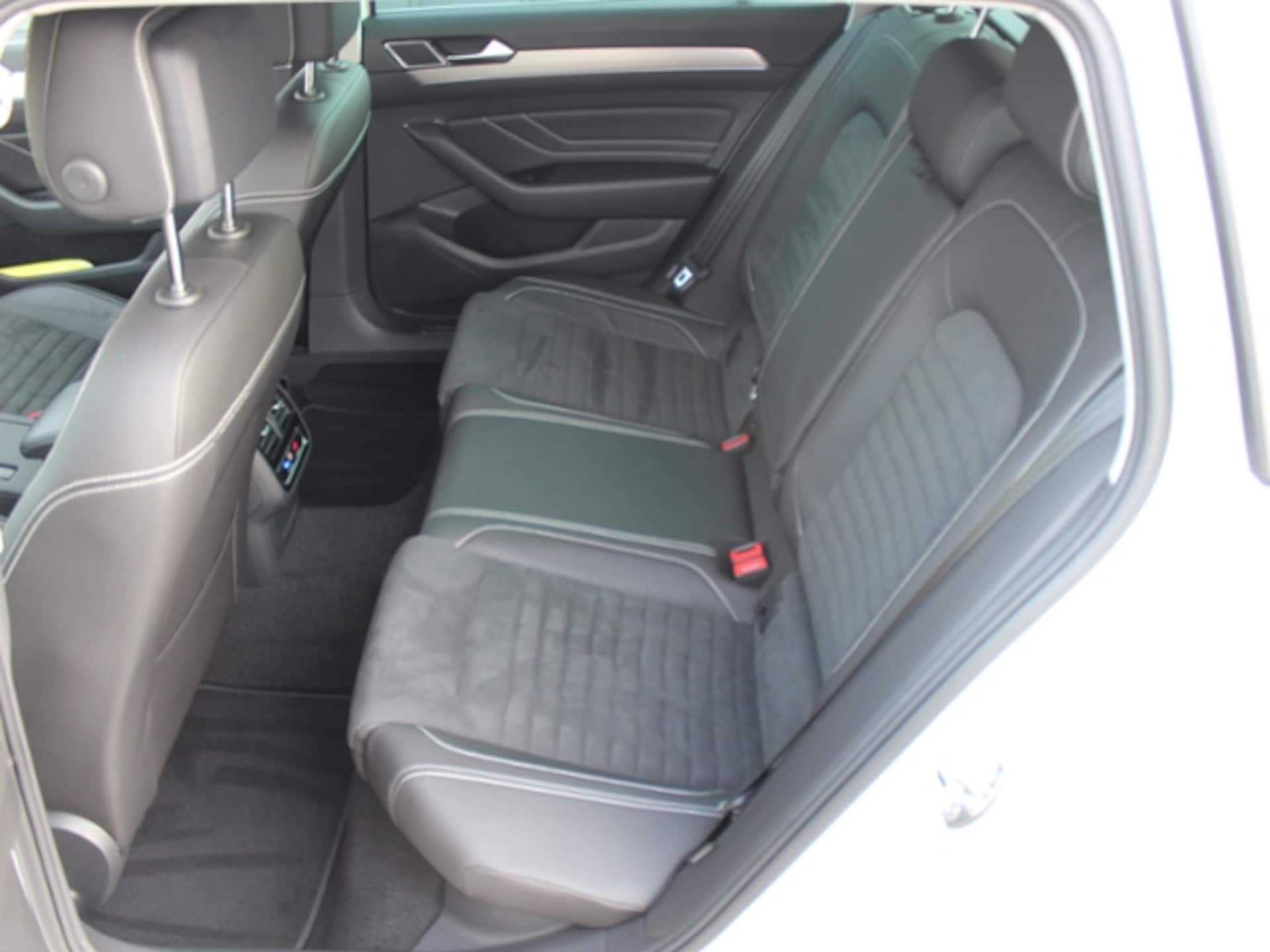 Volkswagen Passat Variant Elegance