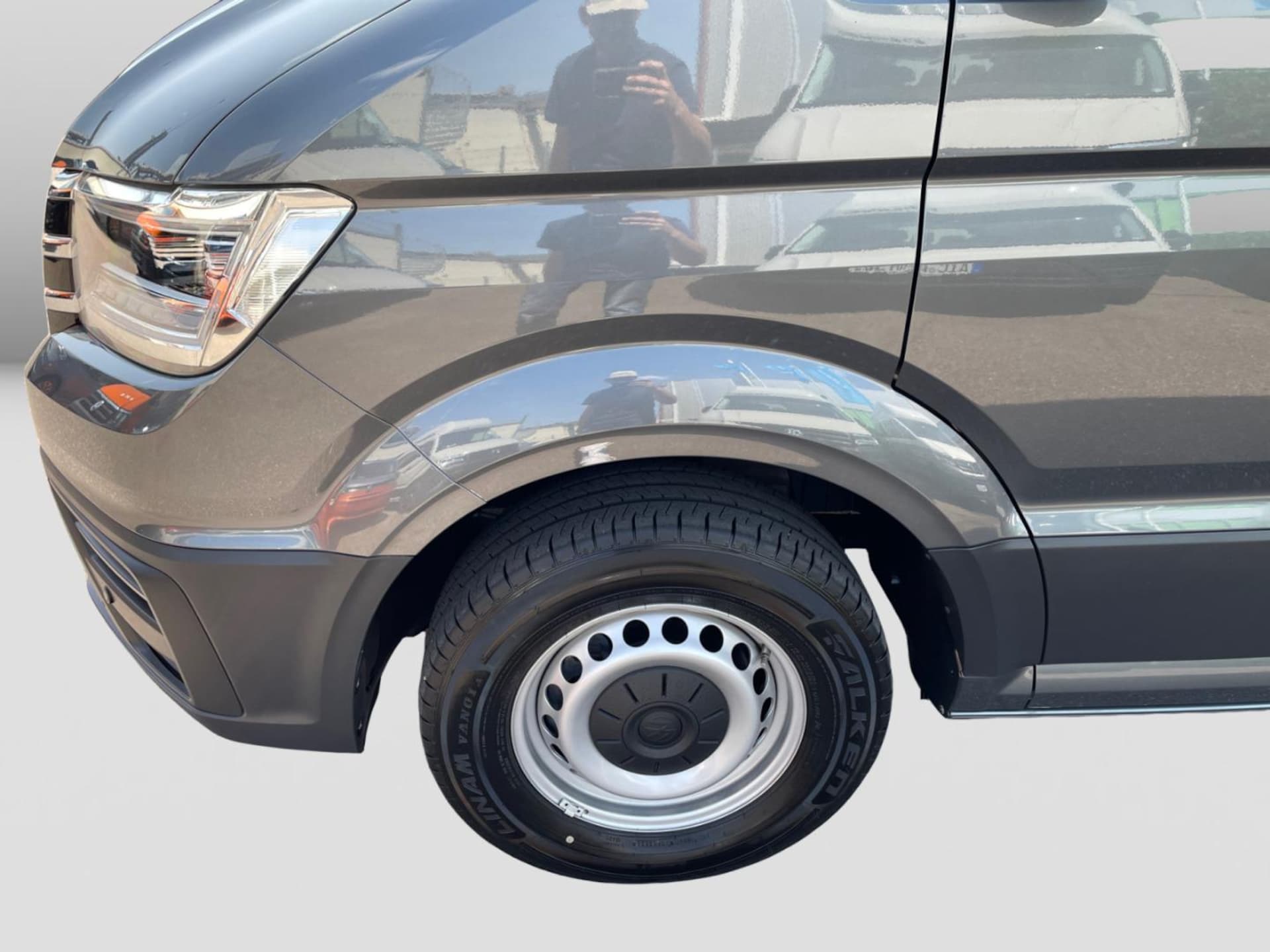 Volkswagen Grand California 600