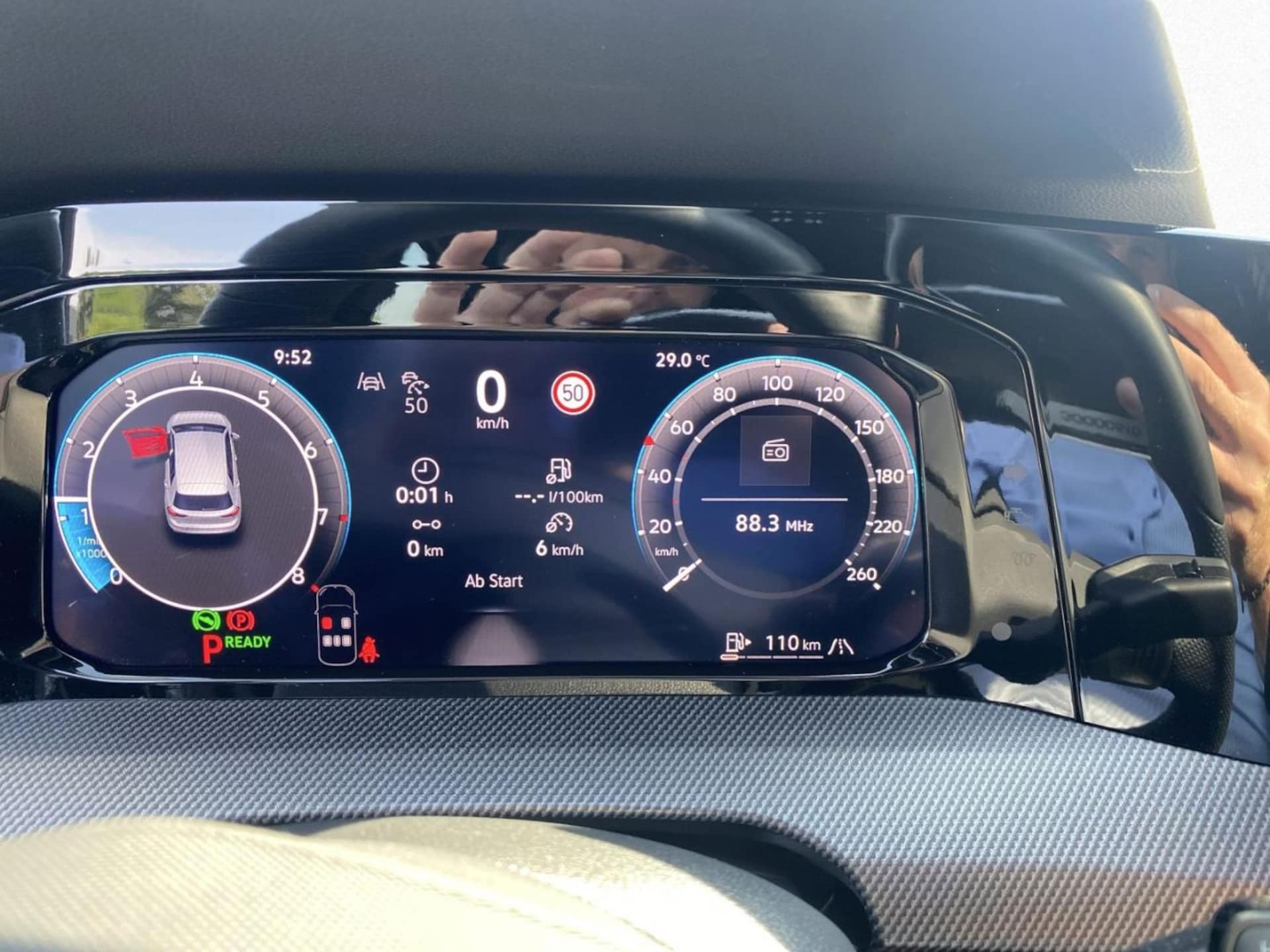 Volkswagen Golf R-Line