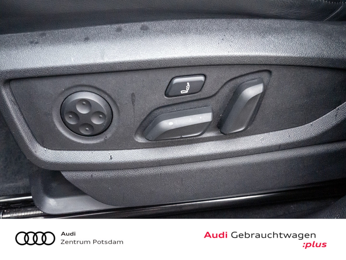 Bild über Audi SQ5 TDI tiptronic - für weitere Informationen kontaktieren Sie den Audi Partner