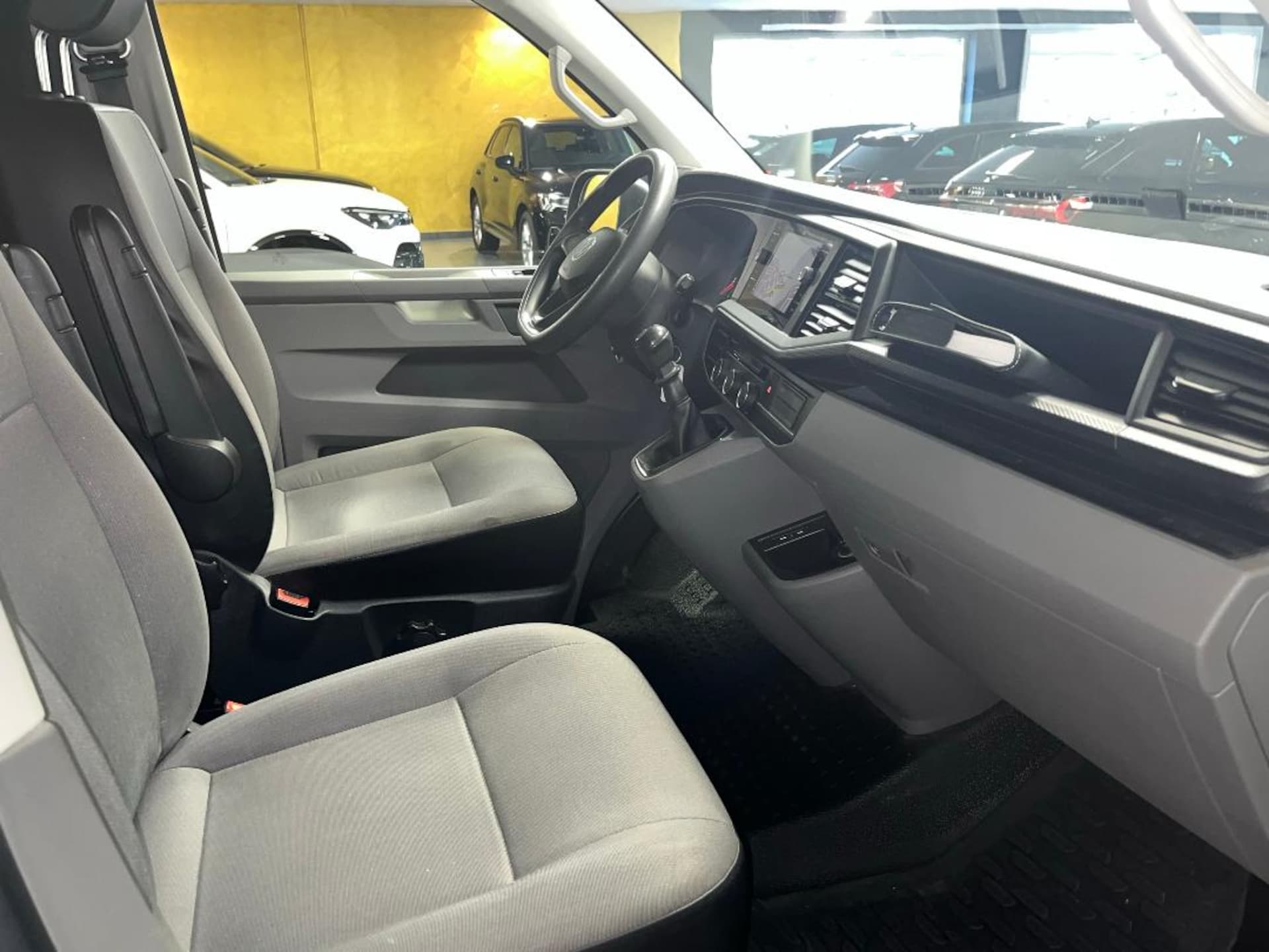Volkswagen T6.1 Transporter Kasten kurzer Radstand