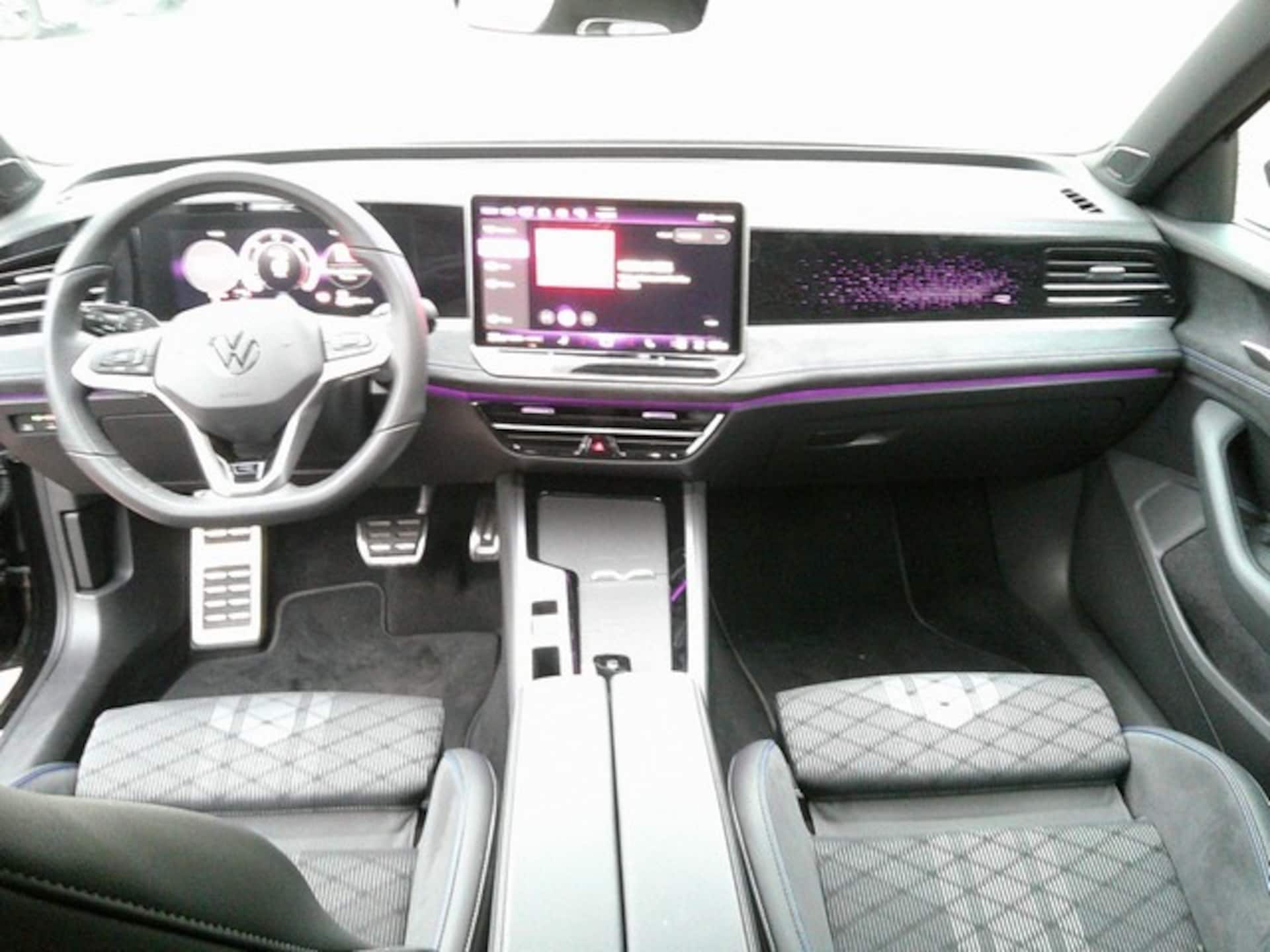 Volkswagen Passat R-Line